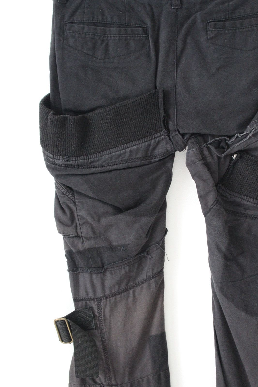 If Six Was Nine 2000S JAPANESE RECONSTRUCTED MULTI-POCKET DISTRESSED PANTS Size US 30 / EU 46 - 6 Thumbnail