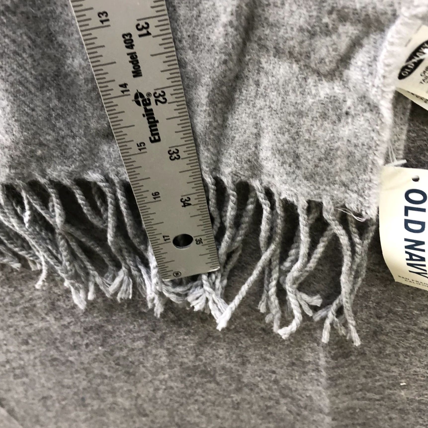 Old Navy VINTAGE OR NEW? Old Navy Winter Scarf - Rectangle Fringe - Unisex Knit Acrylic Gray, Neck Warmer, Fleece, One Size Size ONE SIZE - 6 Thumbnail