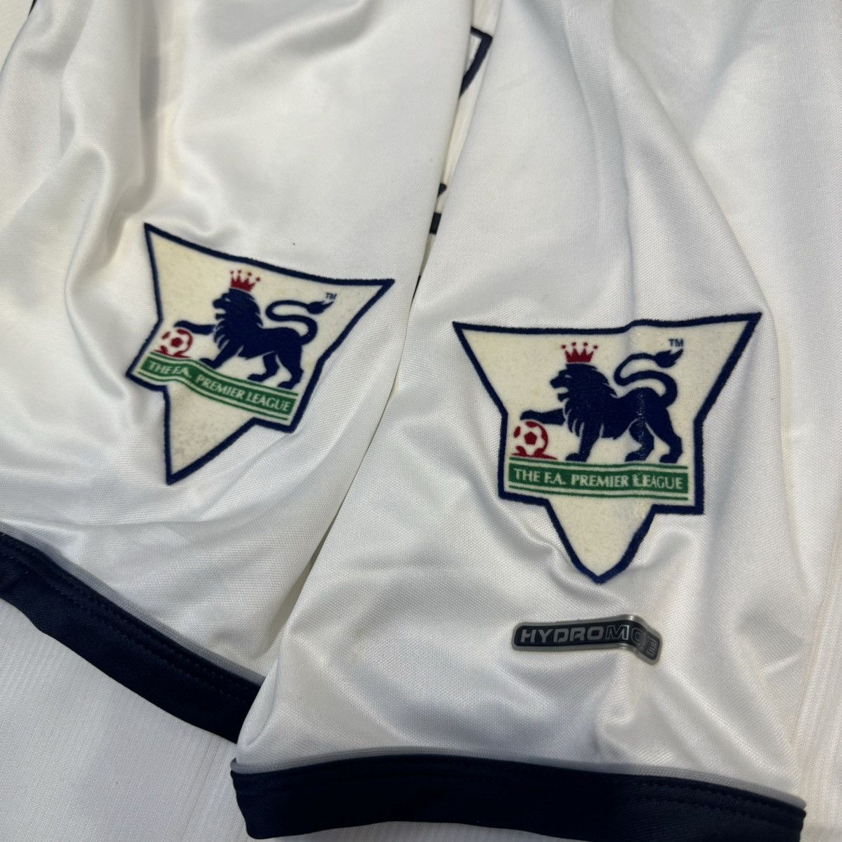Reebok Bolton 02/03 home shirt #33 Hendry Size US XL / EU 56 / 4 - 6 Thumbnail