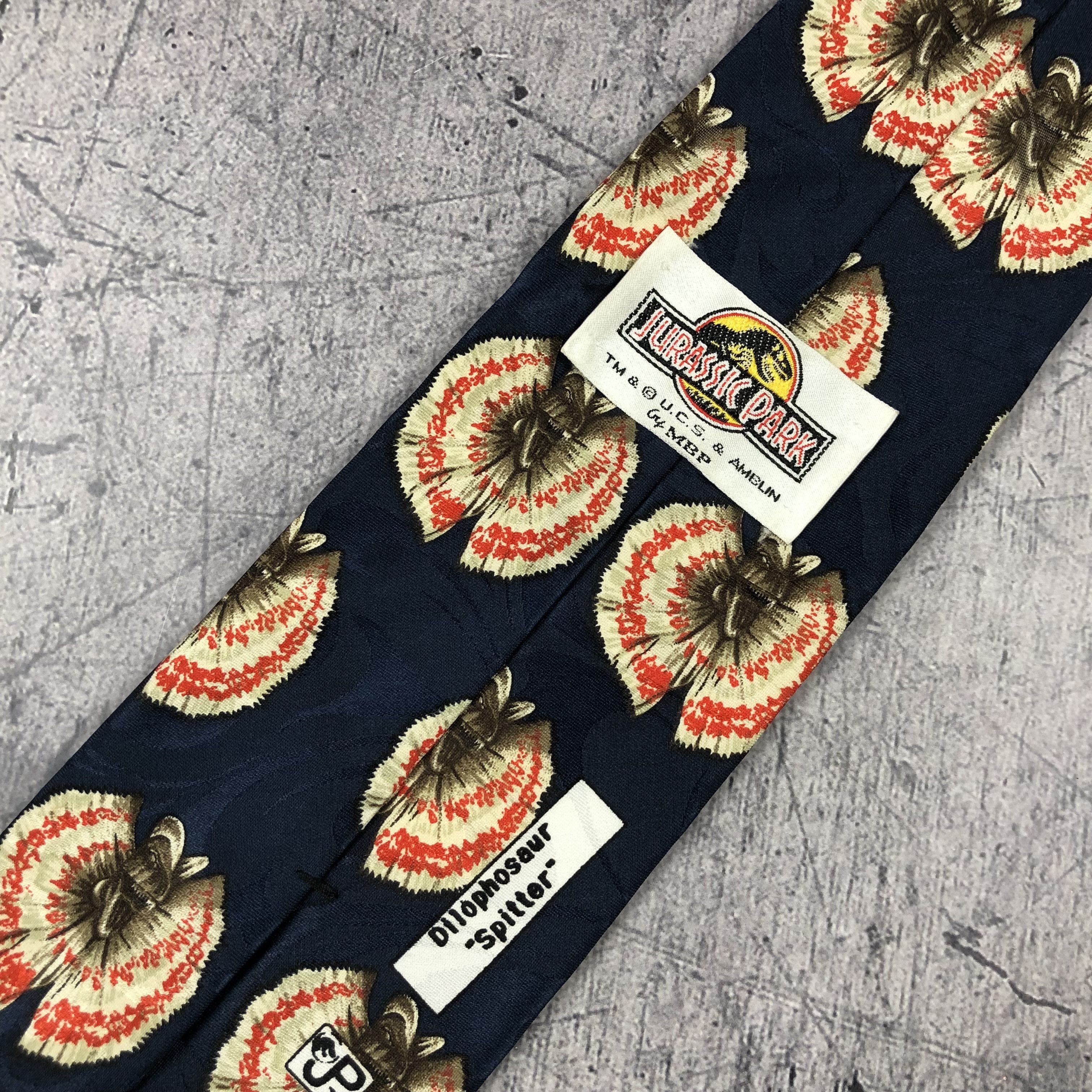 Expert Horror Vintage 90s Jurassic Park Dilophosaurus Spitter Dino Tie Size ONE SIZE - 3 Thumbnail