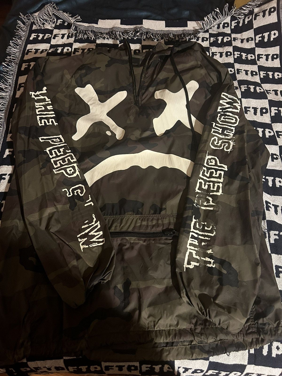 GOTHBOICLIQUE × Lil Peep The Peep Show Windbreaker Size US XL / EU 56 / 4 - 1 Thumbnail