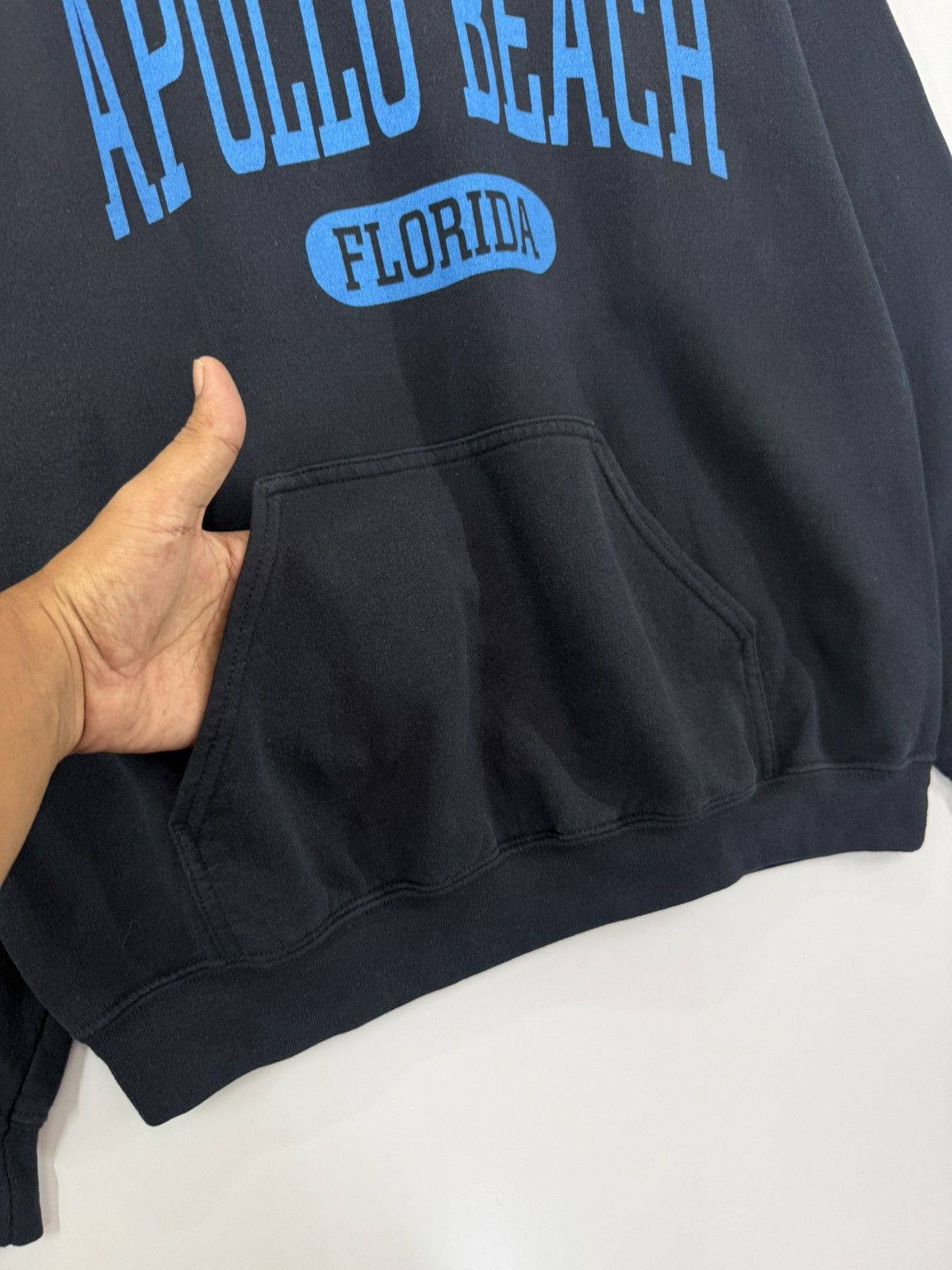 Apollo 🔥 Heavy Blend Sweatshirt Apollo Beach Florida Big Spellout Size US M / EU 48-50 / 2 - 4 Thumbnail