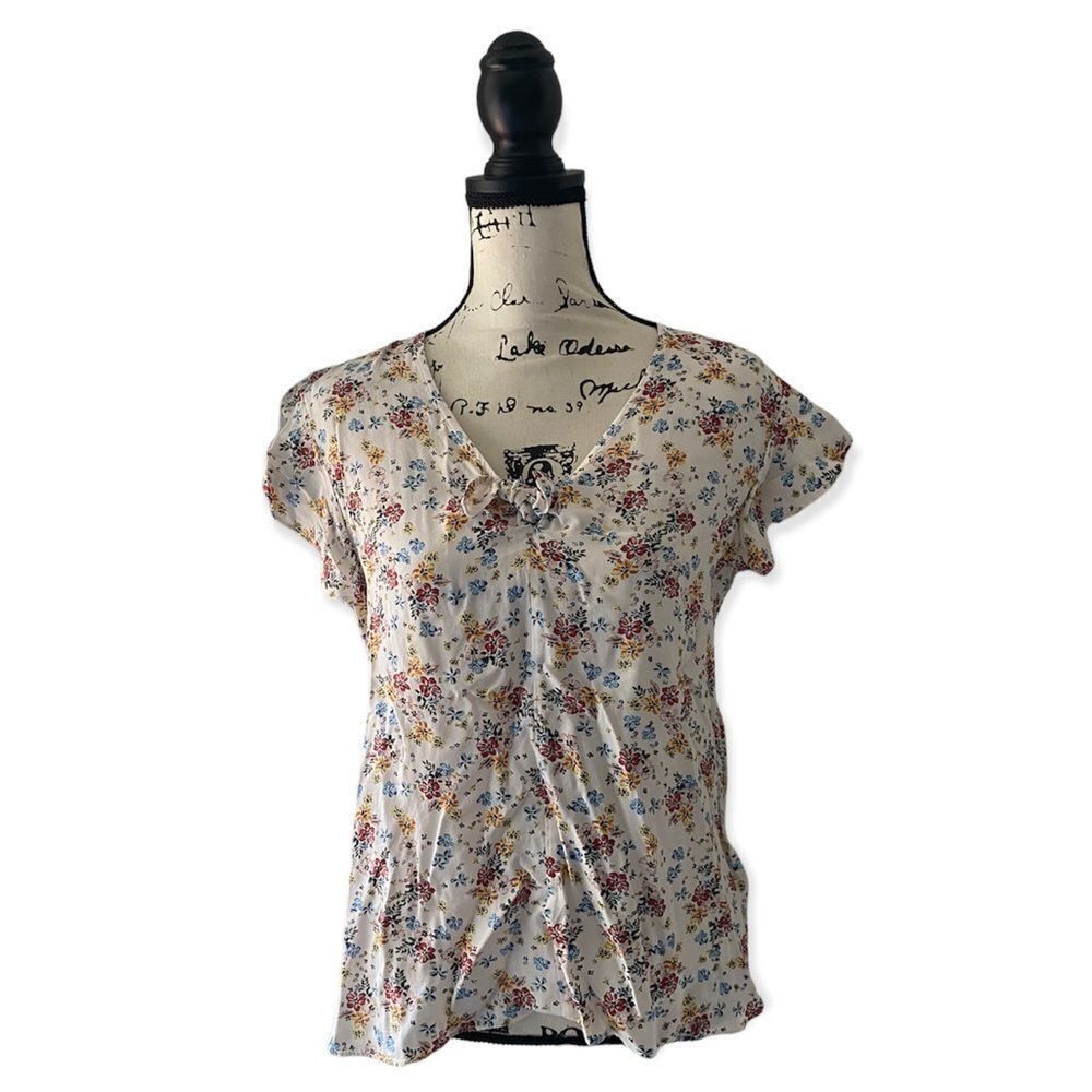 Loft Ann Taylor LOFT Women’s Size MP White Floral Blouse Short Sl Size M / US 6-8 / IT 42-44 - 1 Thumbnail