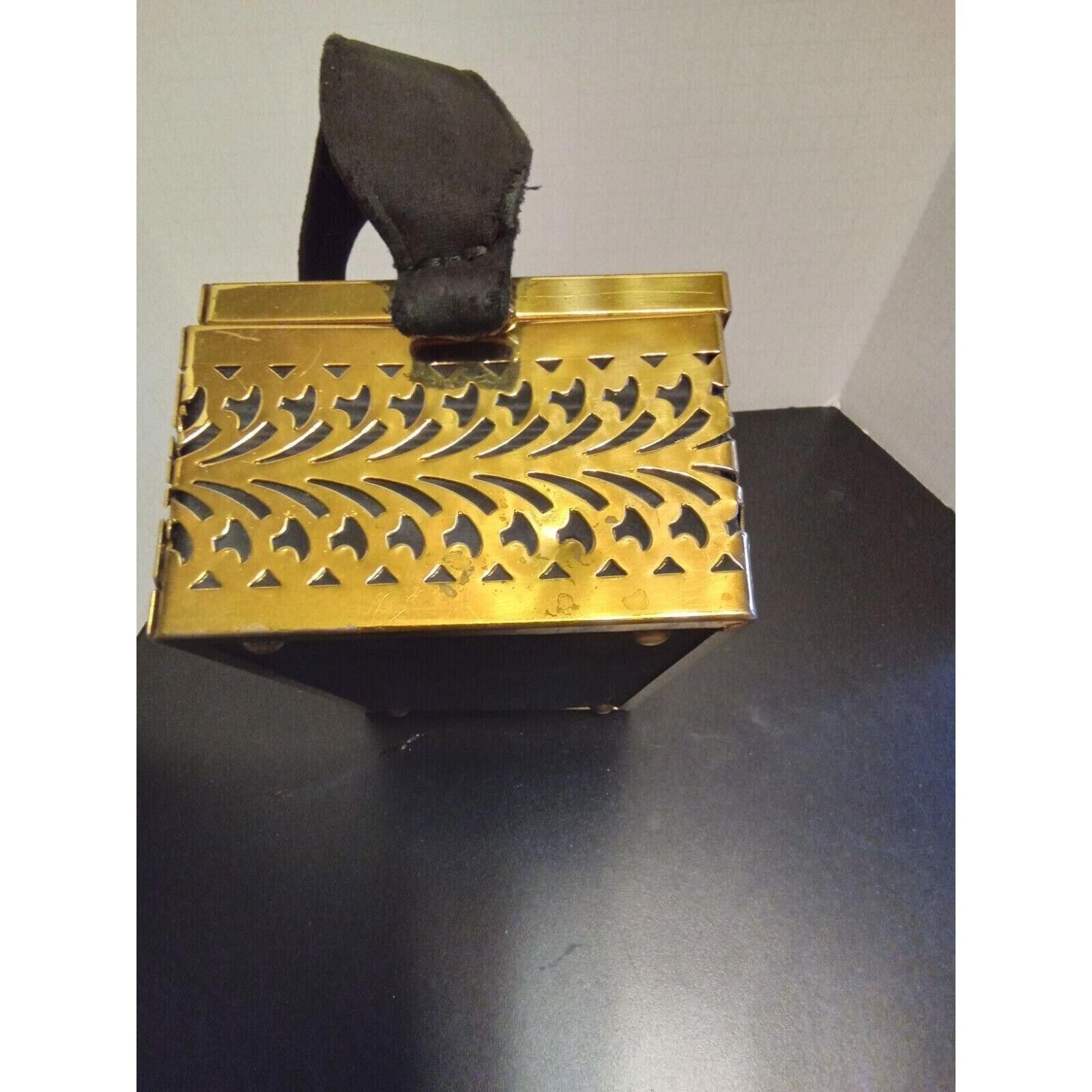 Designer Vintage 1950's Rectangular Black Hand Bag With designed Gold Size ONE SIZE - 4 Thumbnail