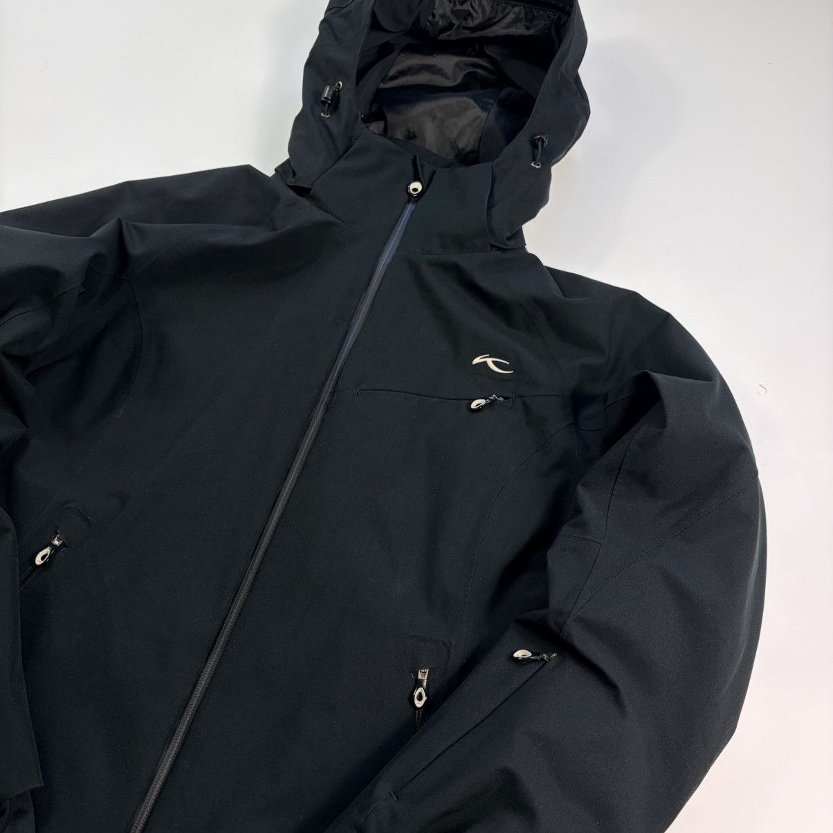 KJUS KJUS Formula Padded Hooded Ski Jacket Black Size M Gorpcore Size US M / EU 48-50 / 2 - 3 Thumbnail