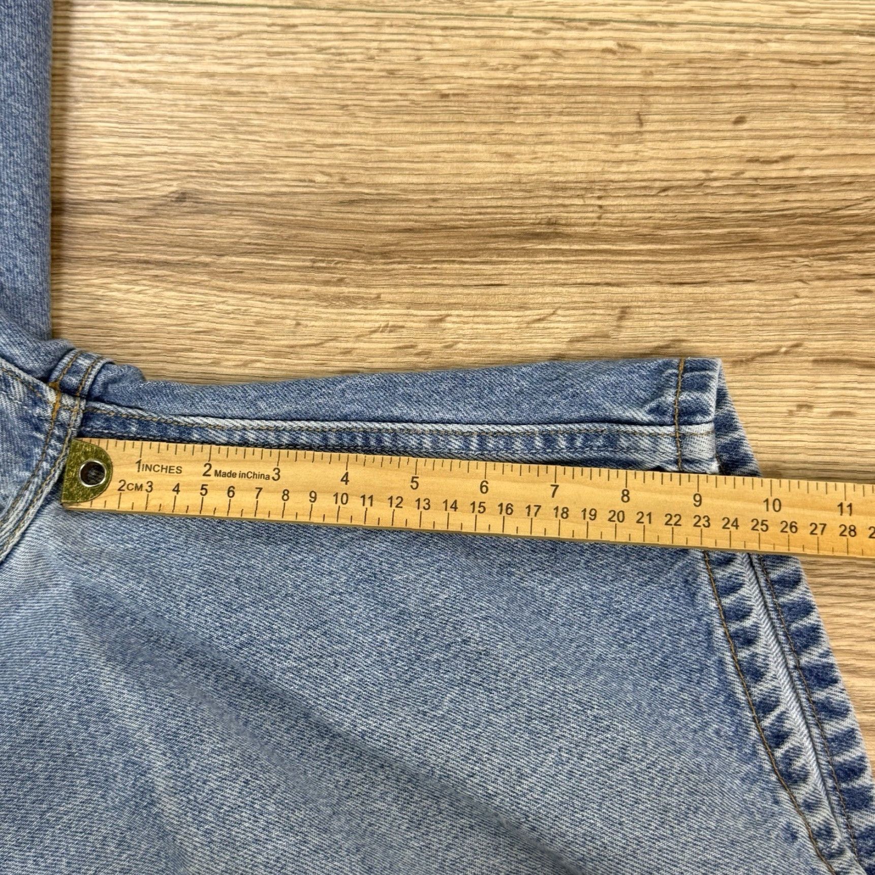 Vintage VINTAGE Levi Strauss Signature Denim Shorts Men’s Size 40 Bermuda Relaxed Fit Brown 9" Inseam Mens Size US 40 / EU 56 - 6 Thumbnail