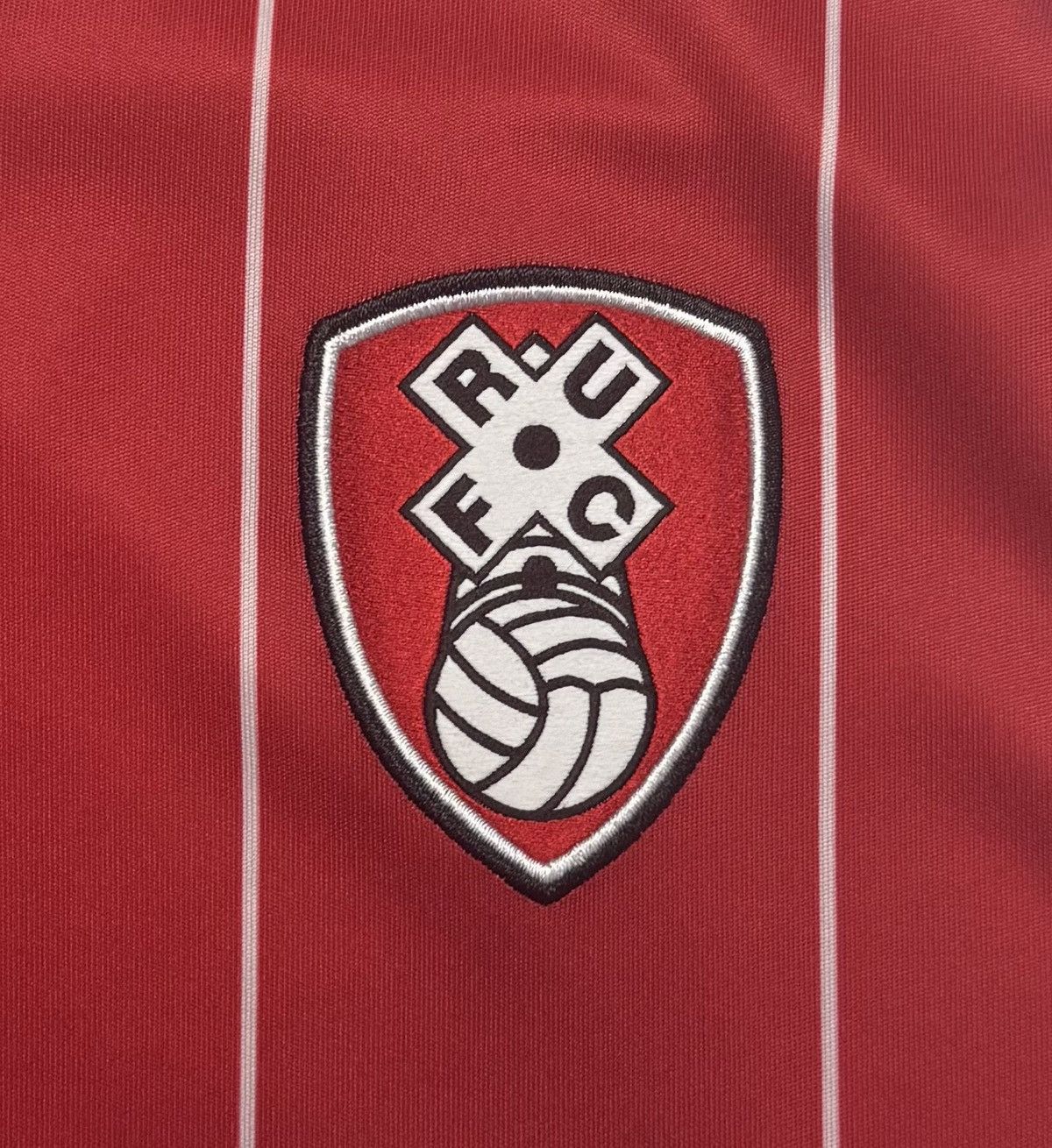 Puma Rotherham United 2021 2022 Home Shirt Soccer Jersey Puma Size US M / EU 48-50 / 2 - 6 Thumbnail