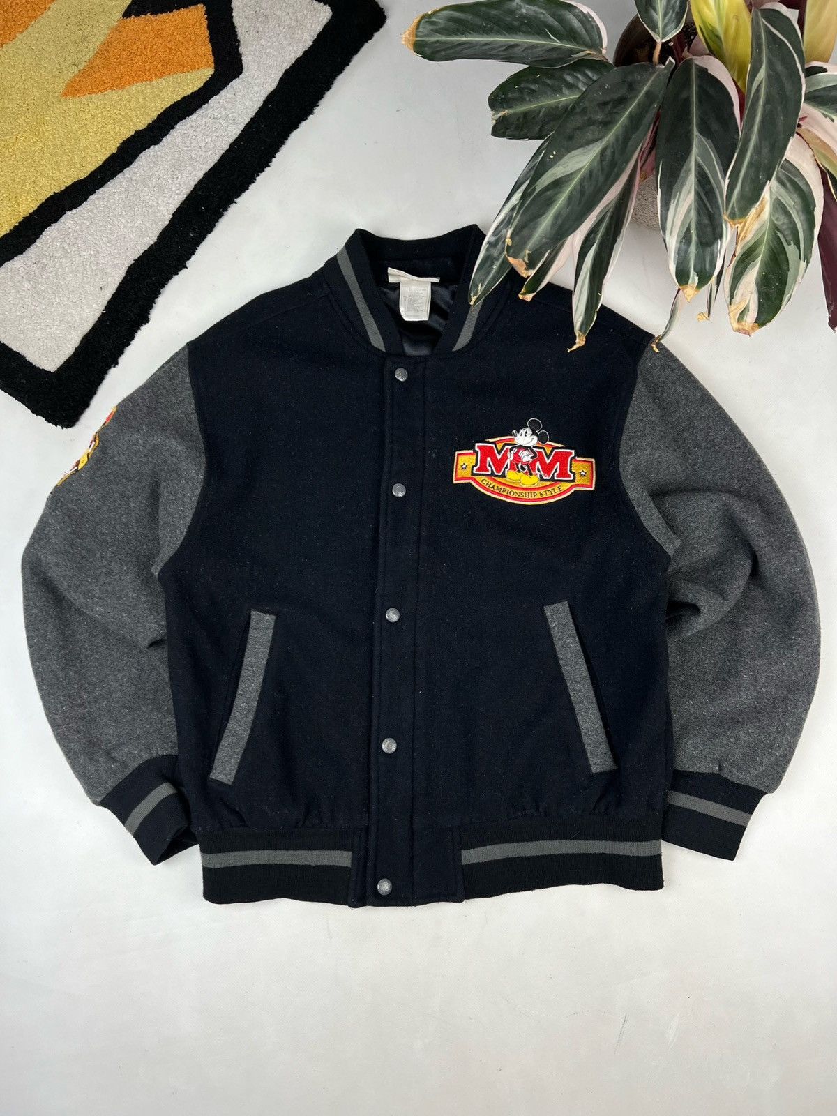 Disney × Vintage Mickey Mouse bomber Vintage denim jacket 90s Oversize Size US S / EU 44-46 / 1 - 1 Thumbnail