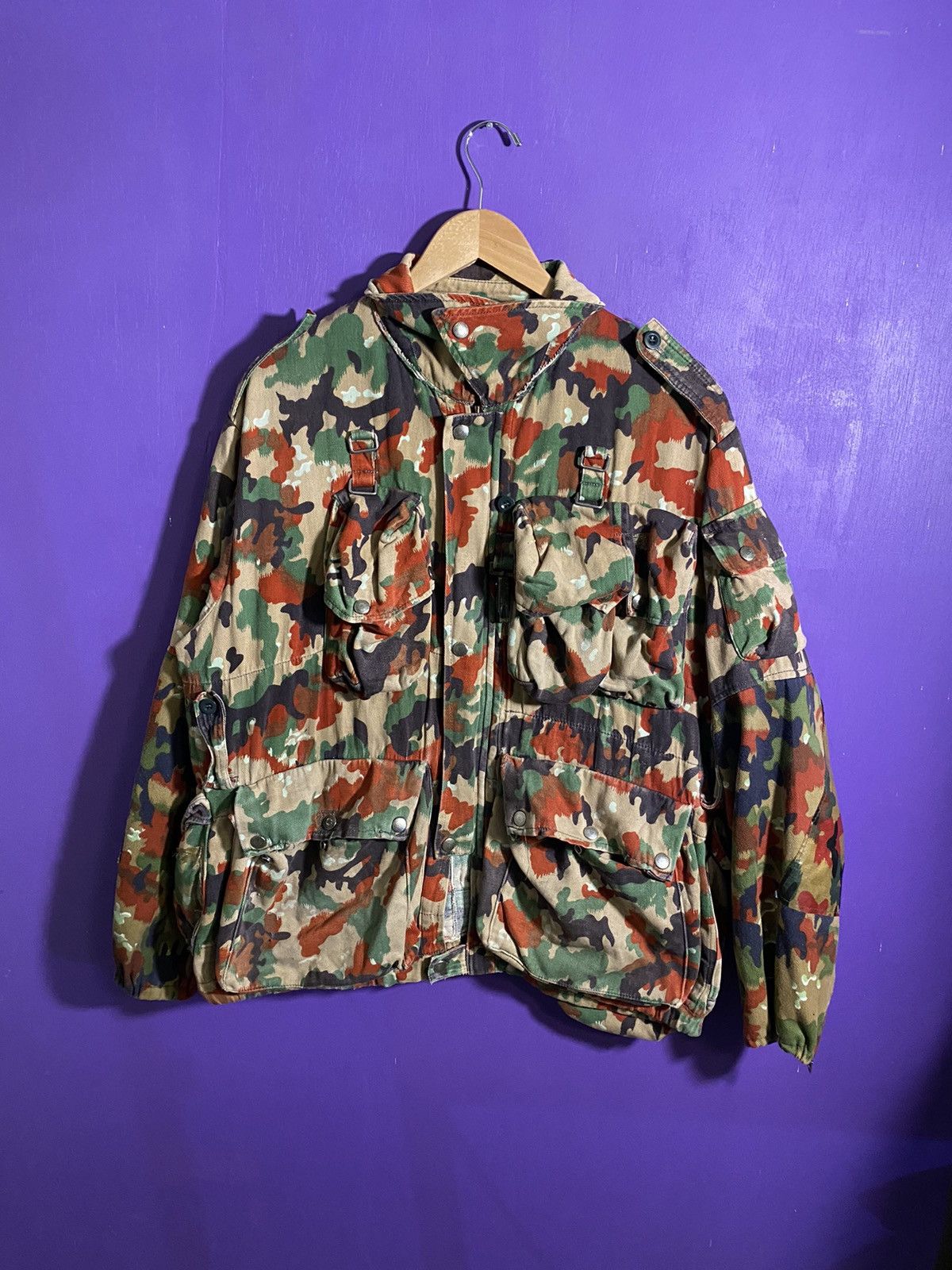Vintage Vintage Swiss army Camo cargo snipers jacket Size US XL / EU 56 / 4 - 1 Thumbnail