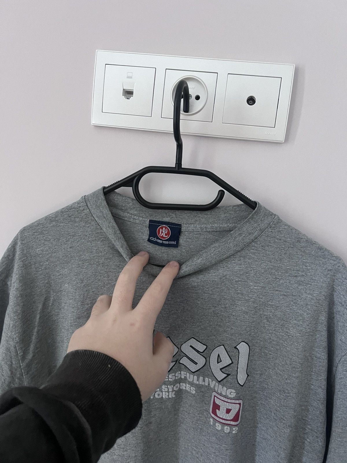 Diesel VERY RARE Diesel vintage big logo tee size L Size US L / EU 52-54 / 3 - 3 Thumbnail