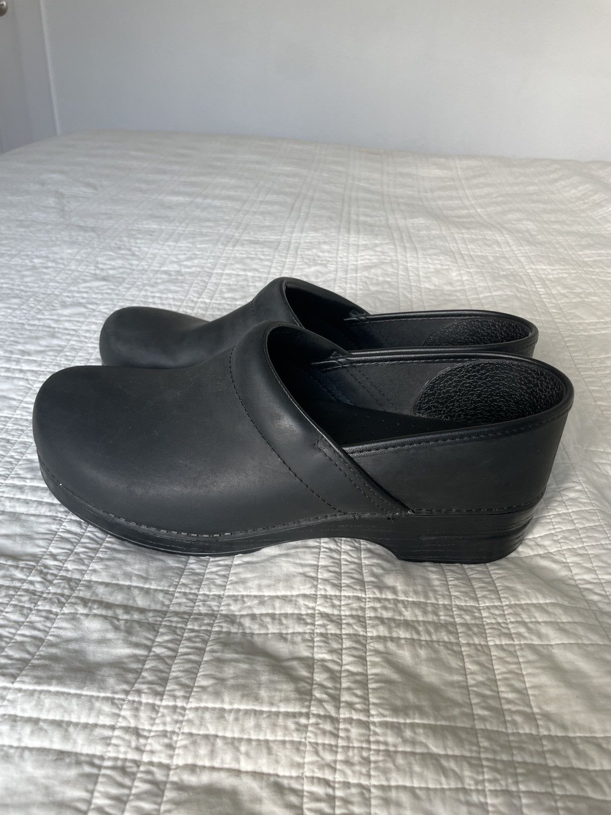 Dansko Dansko black leather clog men’s 13 Size US 13 / EU 46 - 2 Thumbnail