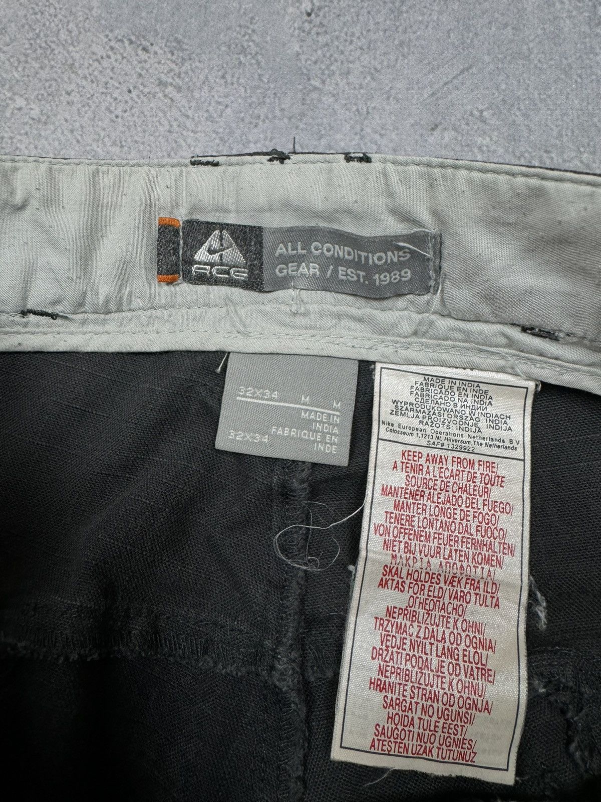 Nike Nike ACG cargo camo pants multi pocket gorpcore vintage Size US 32 / EU 48 - 5 Thumbnail