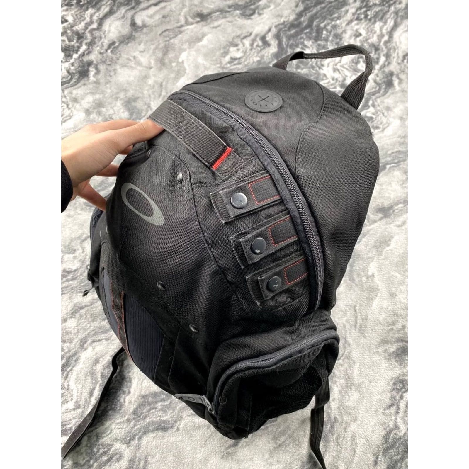Oakley VINTAGE Oakley Backpack TFG Travel Casual Large Black Mens Nylon Canvas Pockets Zip Size ONE SIZE - 3 Thumbnail