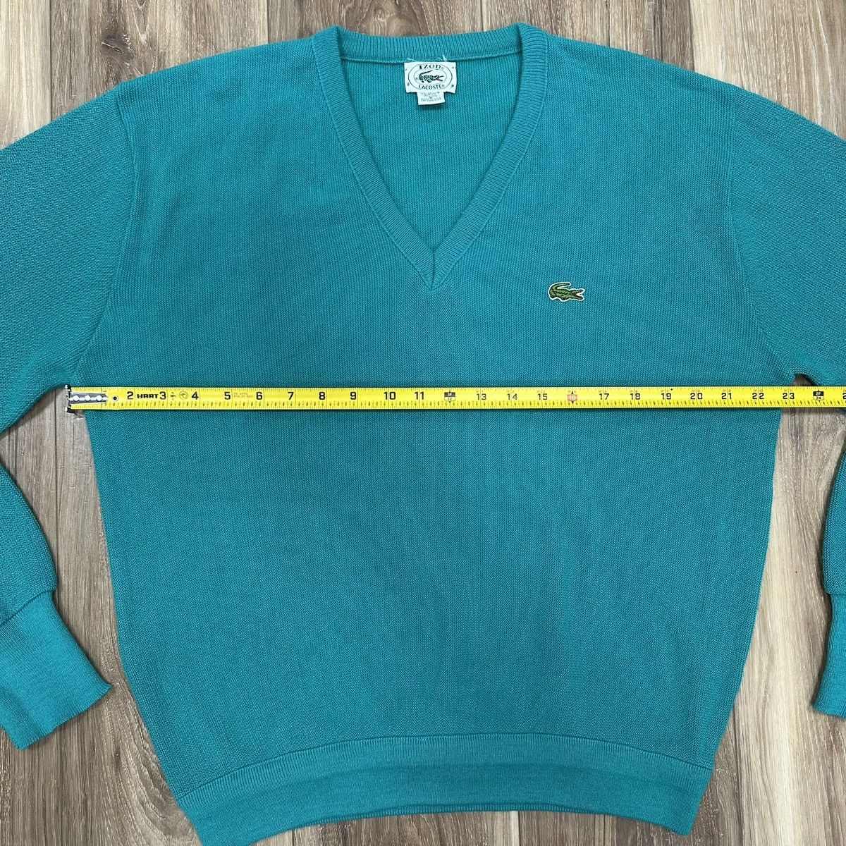 Lacoste Vintage Izod Lacoste Made in USA V-Neck Tennis Golf Sweater Size US L / EU 52-54 / 3 - 5 Thumbnail