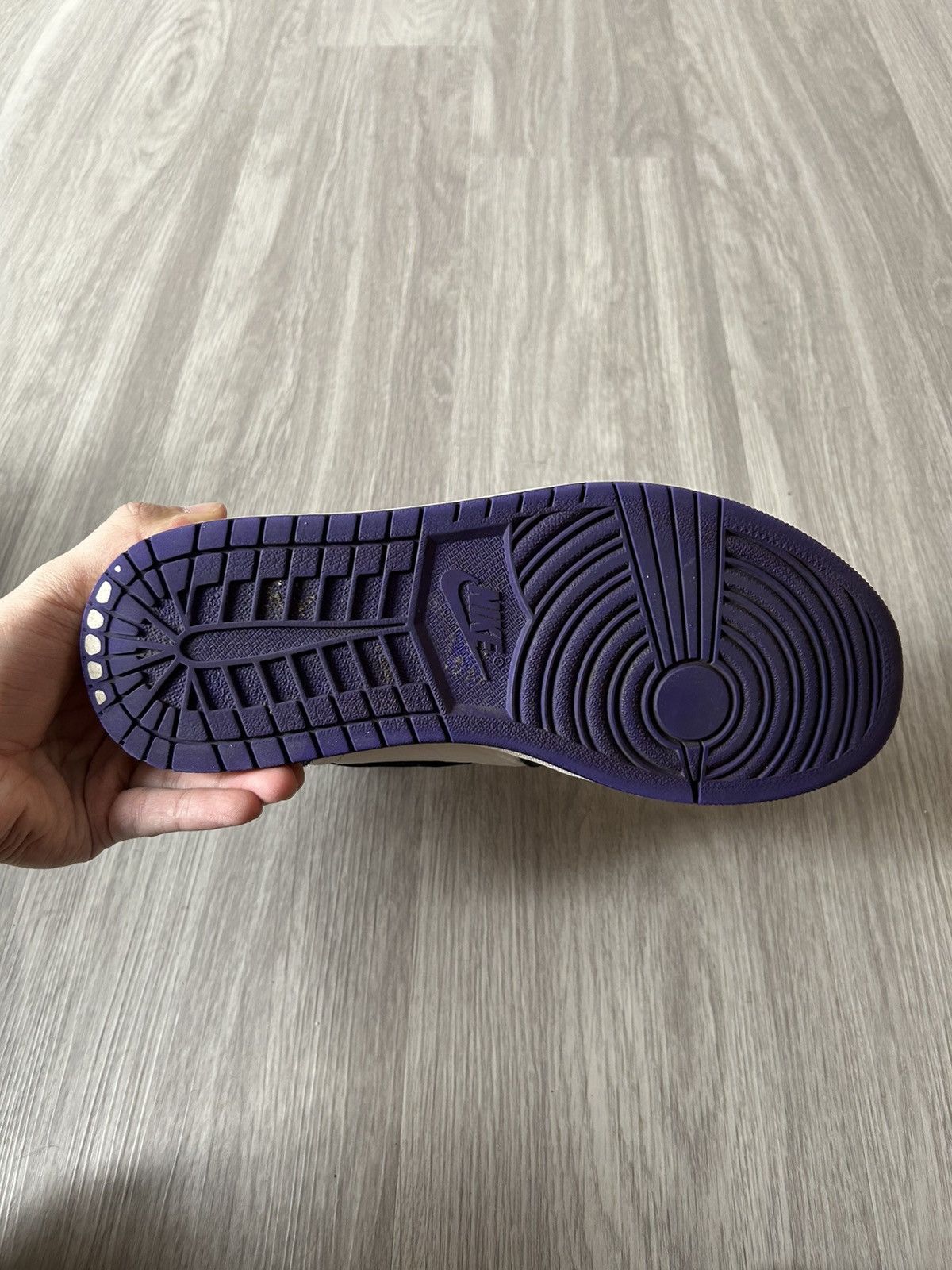 Jordan Brand Air Jordan Retro 1 High OG Court Purple Size 10 Size US 10 / EU 43 - 11 Thumbnail