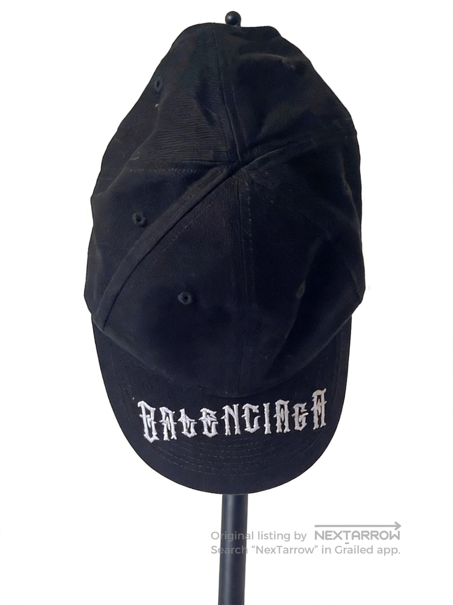 Balenciaga Balenciaga Unity ring logo embroidered skull cap beanie