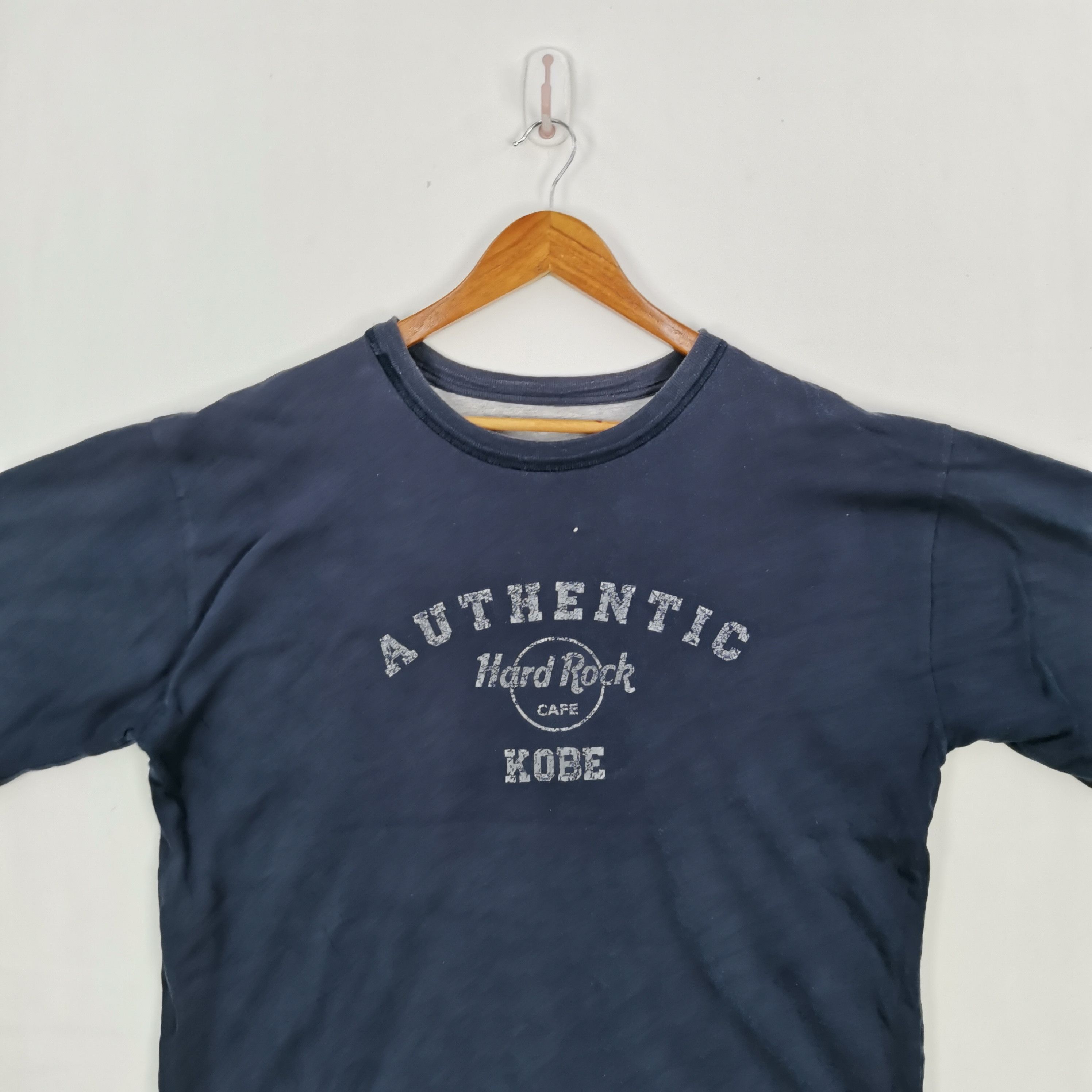 Hard Rock Cafe Vintage Hard Rock Cafe T-Shirt Reversible Crewneck Tee Size US L / EU 52-54 / 3 - 3 Thumbnail