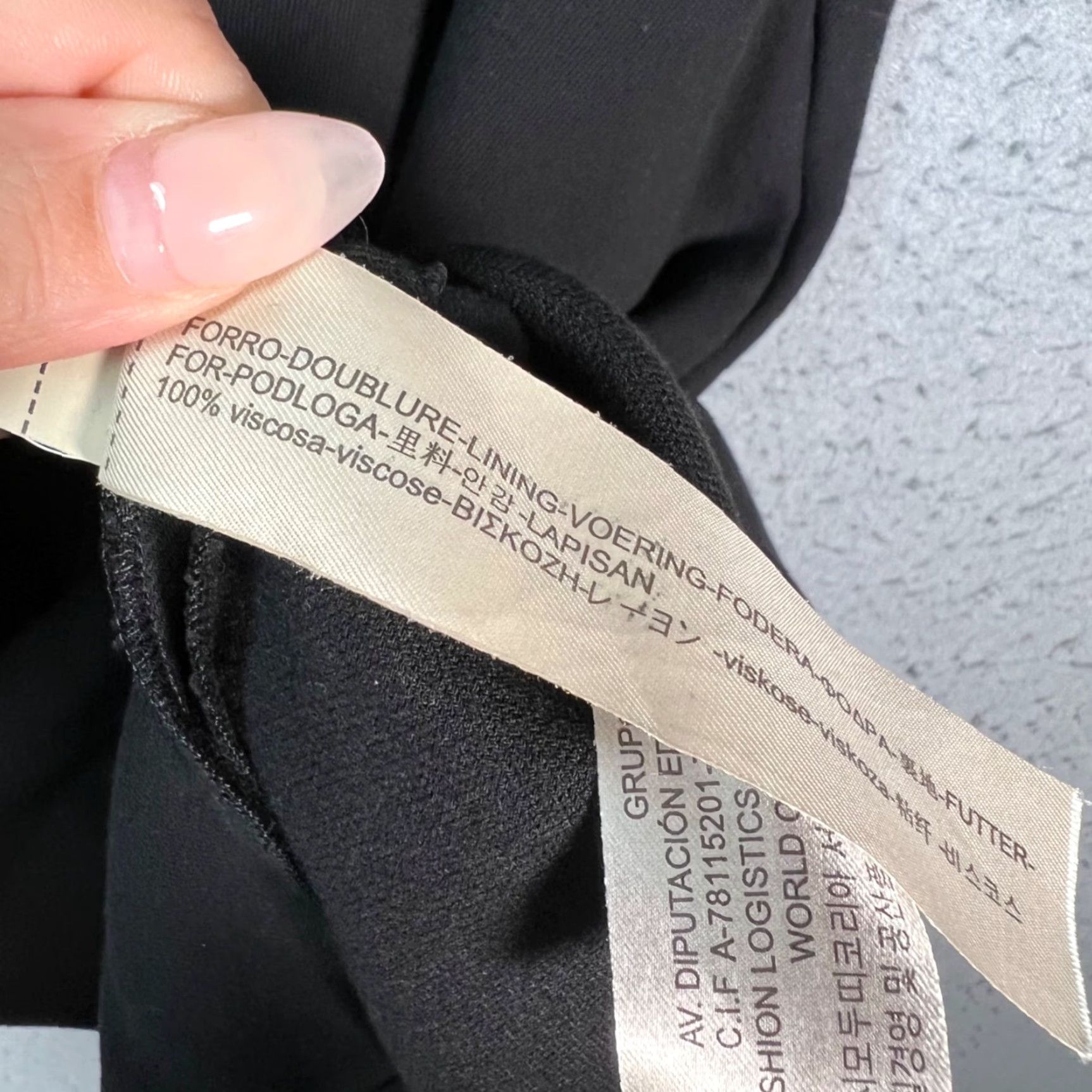 Massimo Dutti Massimo Dutti Skirt Womens 6 Black A-Line Midi Back Zipper Visco se Lined Casual Size 6 Regular Slit N/A Size 28" / US 6 / IT 42 - 4 Thumbnail