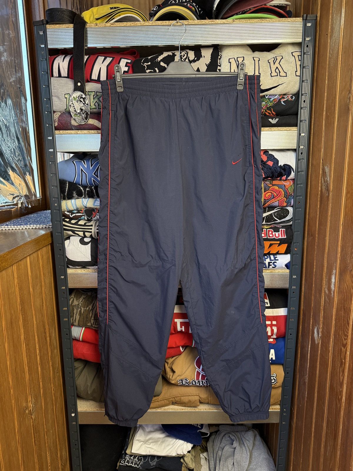 Nike Nike Vintage Nylon Pants 90s y2k Size US 34 / EU 50 - 1 Thumbnail