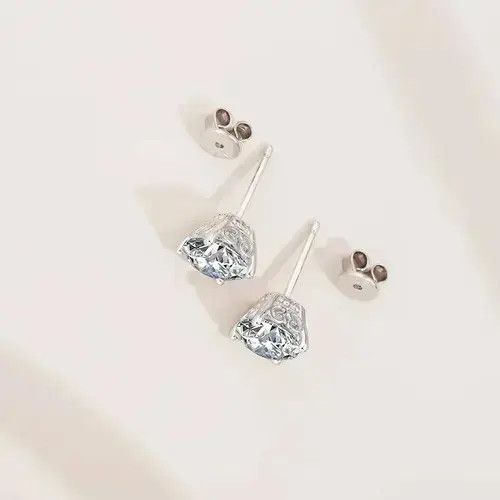 Jewelry × Sterling Silver 925 silver moissanite 2 carat four-prong earrings Size ONE SIZE - 2 Thumbnail