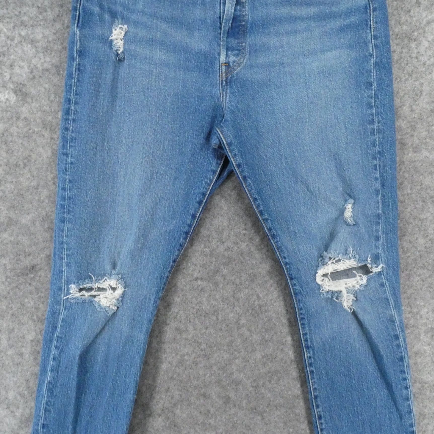 Levi's Levi's 501 Jeans Womens High Rise Straight Light Wash Distressed 31x28 Size 24" / US 00 / IT 34 - 4 Thumbnail