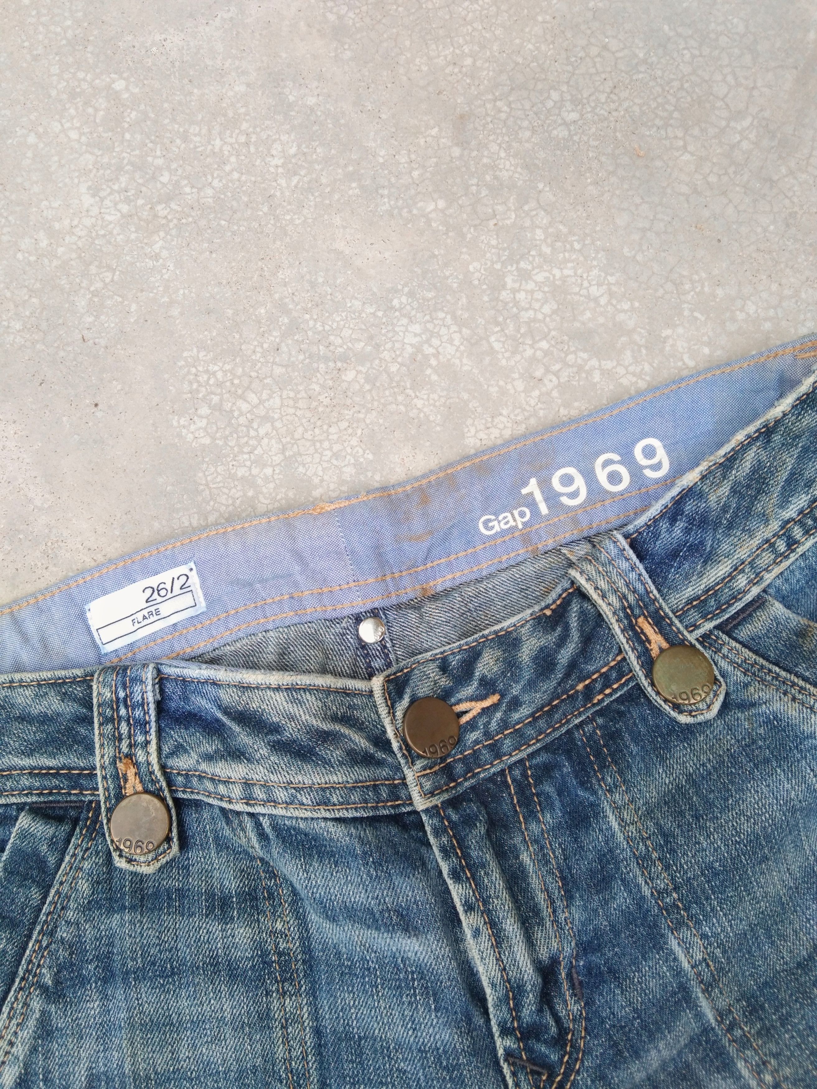 Gap Vintage Gap 1969 Flared Jeans 29x32 Size US 29 - 6 Thumbnail