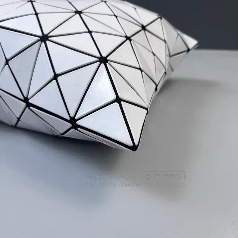 Issey Miyake Issey Miyake White Geometric Bag Size ONE SIZE - 5 Thumbnail