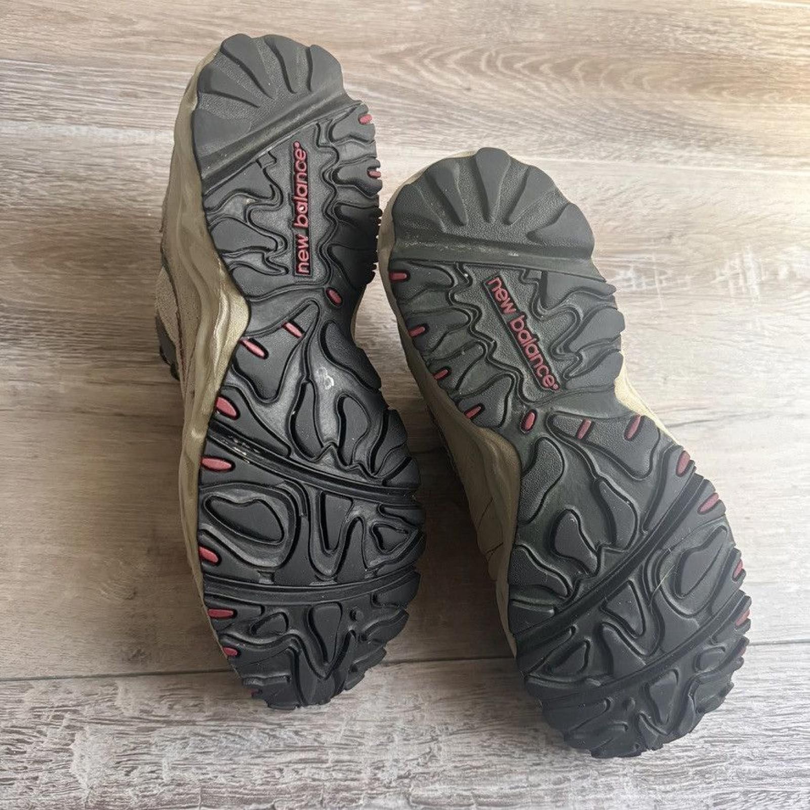 NEW BALANCE • VNTG 470 \