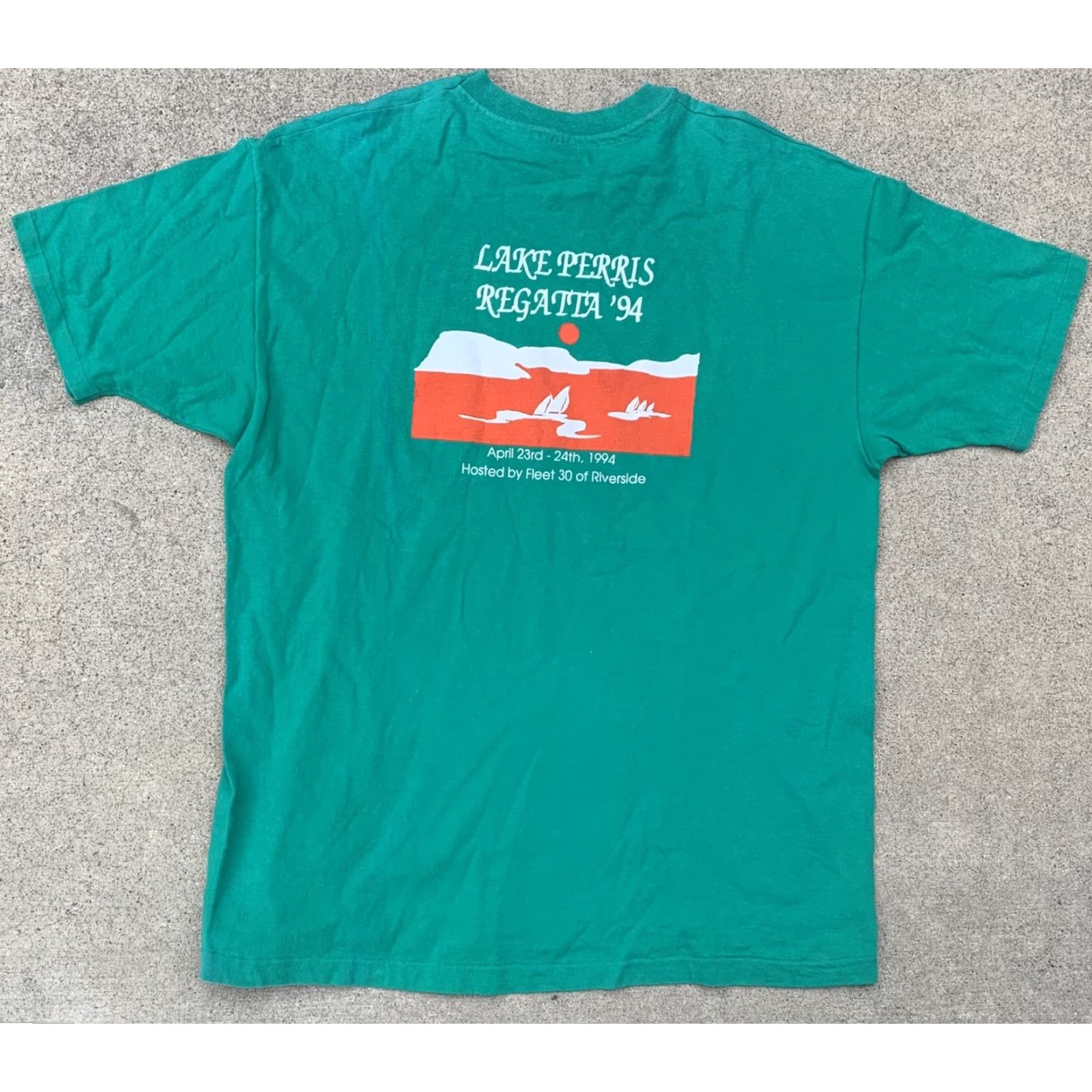 Vintage VINTAGE Hanes Beefy-T T-Shirt Lake Perris Regatta ‘94 XL Green 90s California Riverside Fleet 30 Mens Shirt Size US XL / EU 56 / 4 - 2 Thumbnail