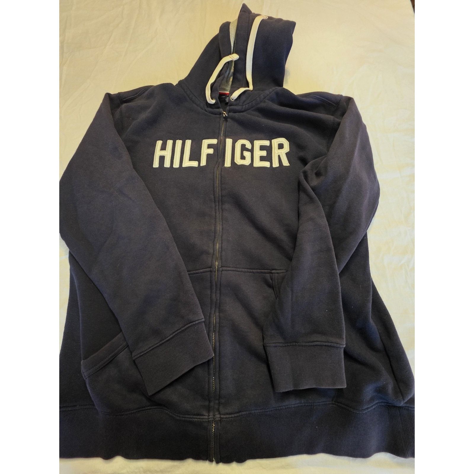 Tommy Hilfiger Tommy Hilfiger Men's Size 2XL Long Sleeve Blue Zippered Size US XXL / EU 58 / 5 - 1 Thumbnail