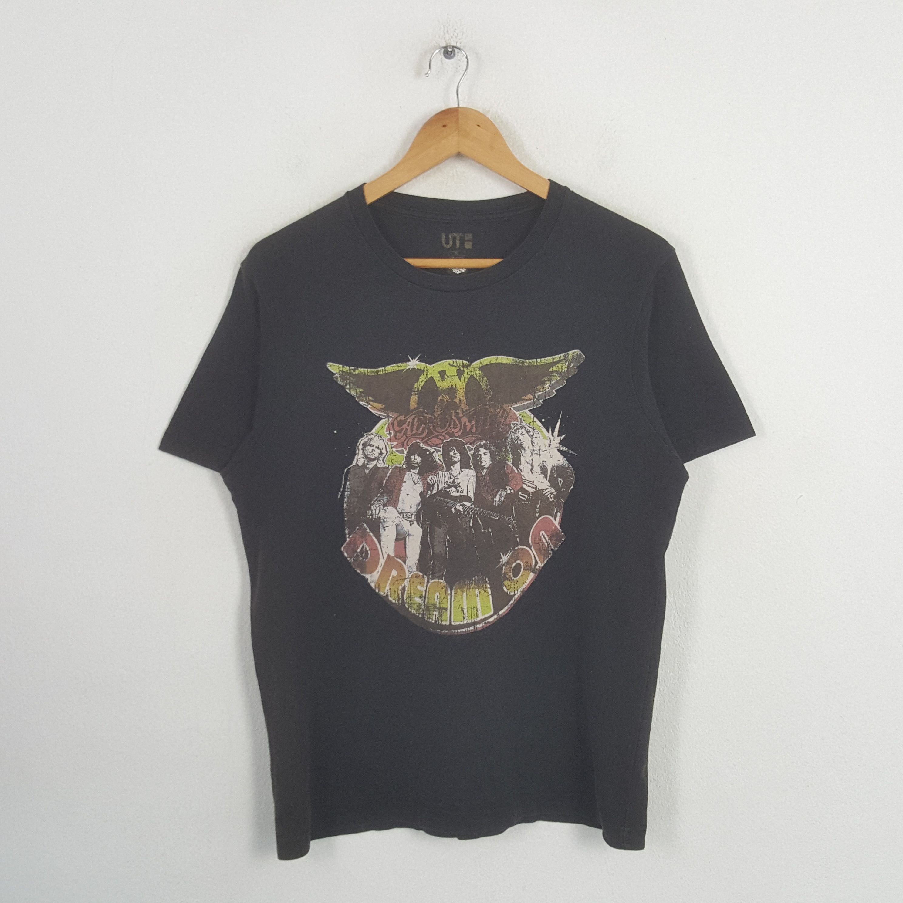 Aerosmith Vintage Uniqlo X Aerosmith Dream On Rock Band Tshirt RR19 Size US M / EU 48-50 / 2 - 1 Thumbnail