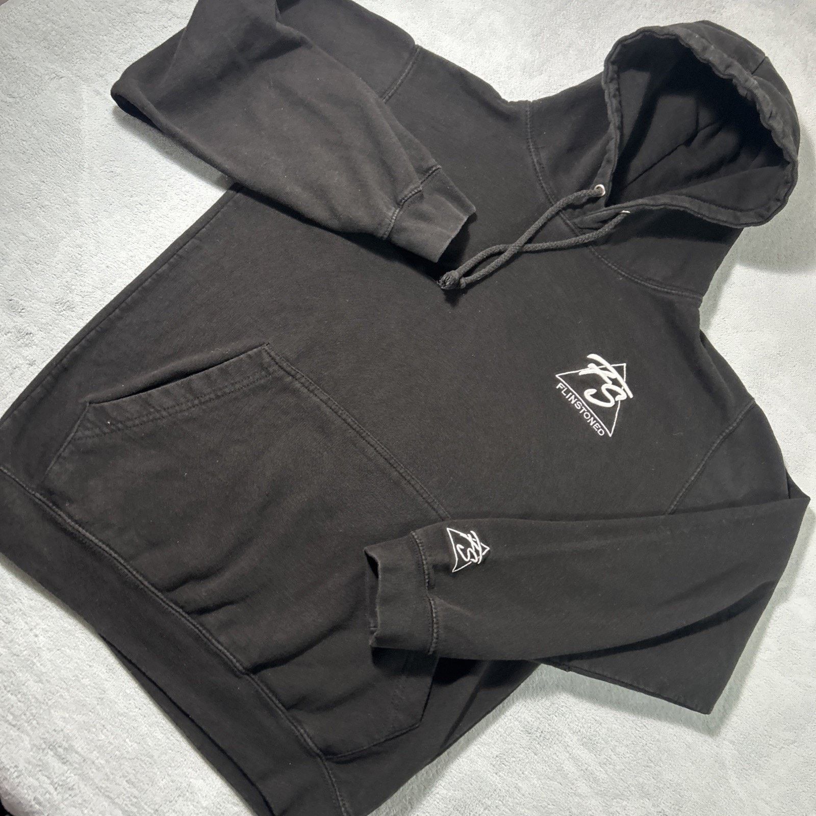Gildan Flinstoned Clothing Hoodie Mens Small Goth Grunge Streetwear Size US S / EU 44-46 / 1 - 9 Thumbnail