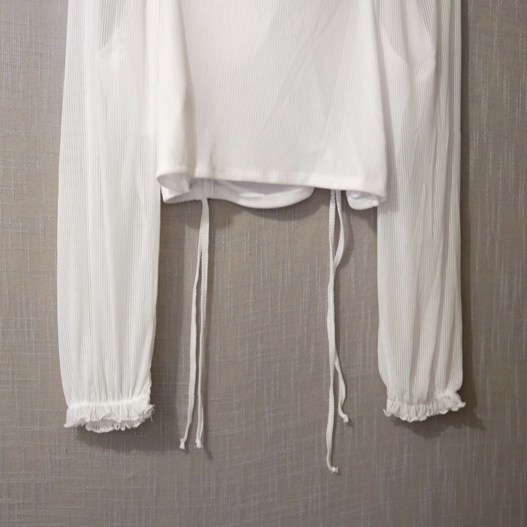Almost Famous Nwot! Almost Famous Cropped Top White Ruched Womens XXL #H96-11 Size XXL / US 16-18 / IT 52-54 - 7 Thumbnail
