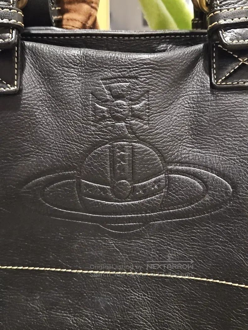 Vivienne Westwood Vivienne Westwood size os Vintage Black Leather Stamped Sat Size ONE SIZE - 2 Thumbnail
