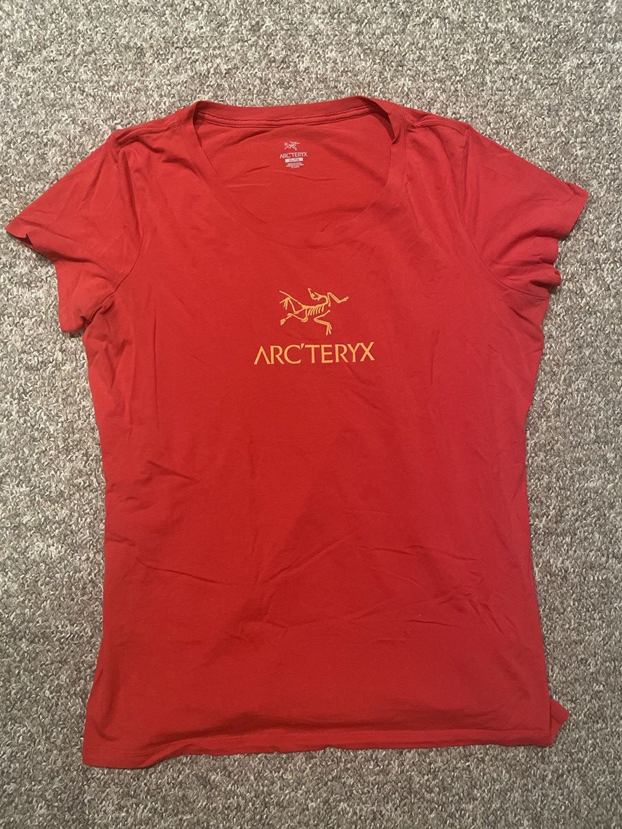 Arc'teryx ARC’TERYX Women’s athletic short sleeve T shirt tee big logo Size XL / US 12-14 / IT 48-50 - 2 Thumbnail