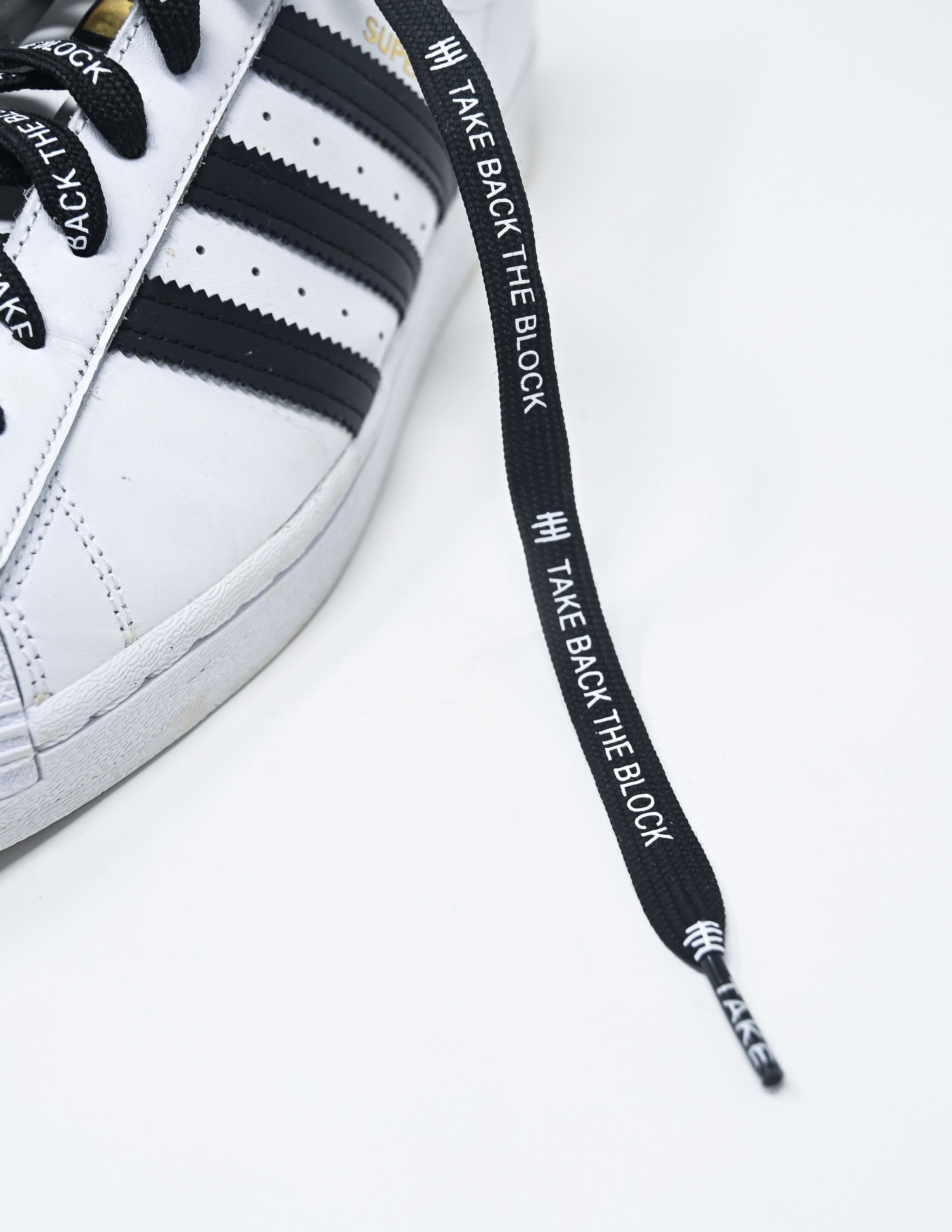Adidas Adidas Streetwear Collab Hood Holidays Superstar Sneaker Size US 10.5 / EU 43-44 - 3 Thumbnail