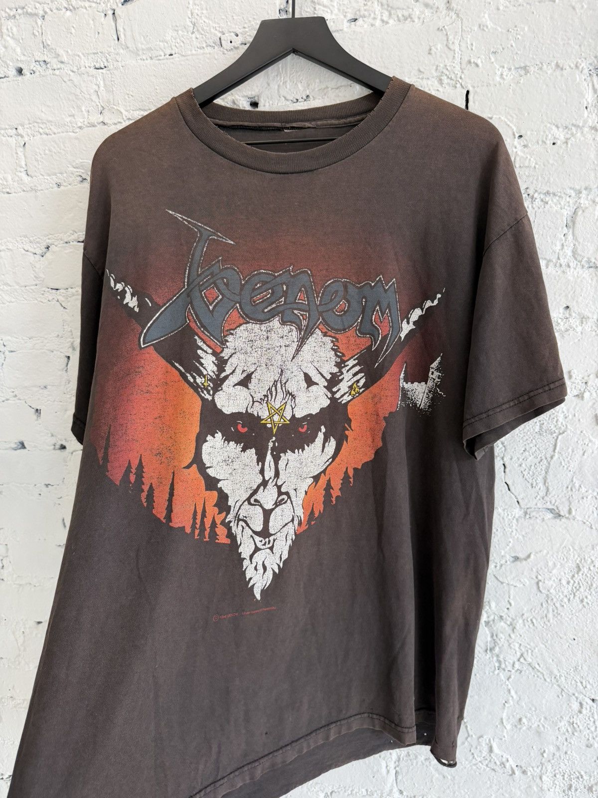 Vintage 1996 VENOM ‘VENOMS LEGIONS’ TEE Size US XL / EU 56 / 4 - 2 Thumbnail