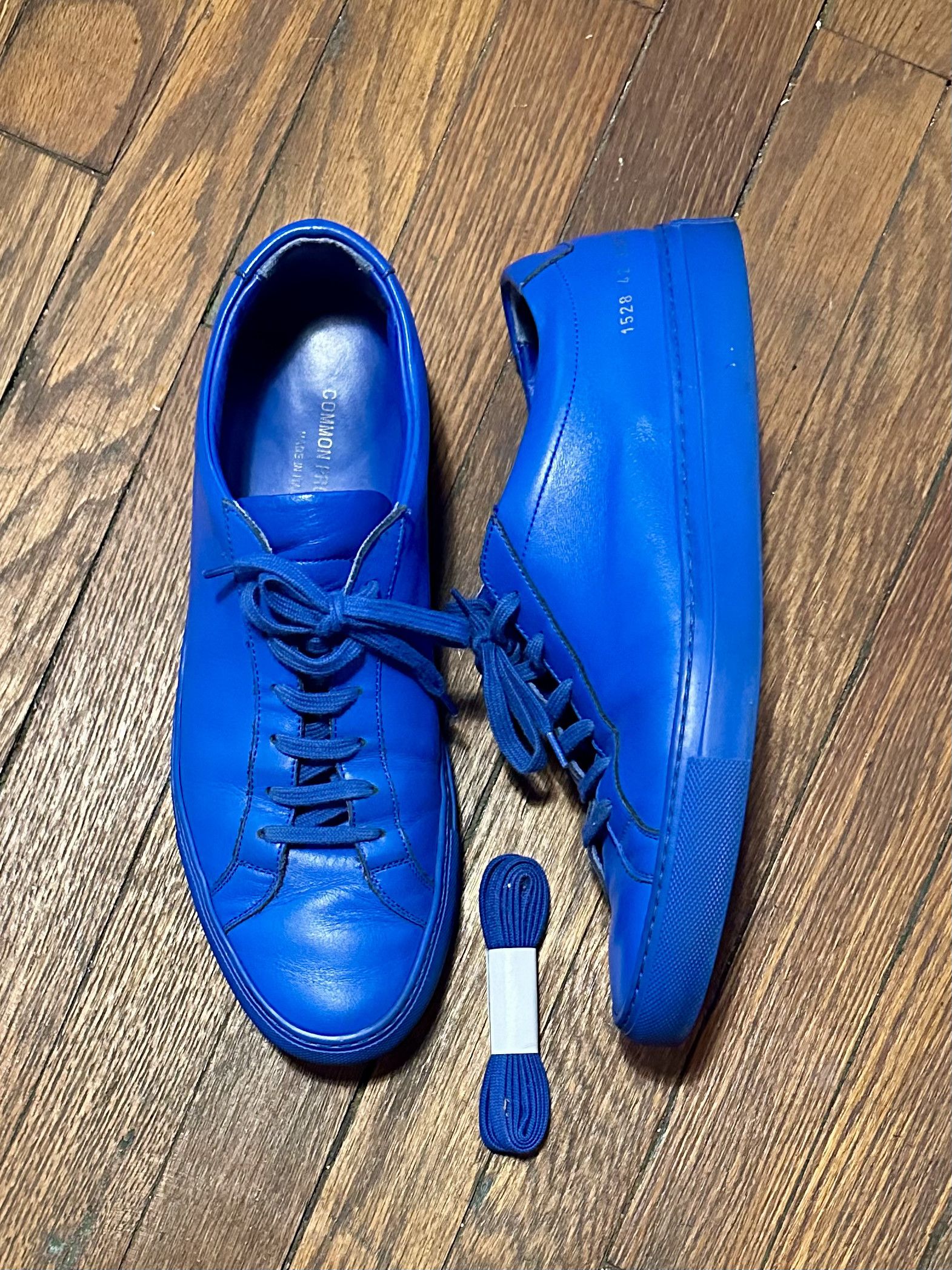 Common Projects Common Projects Achilles Low Blue 42/9 | Rare Monochrome Size US 9 / EU 42 - 1 Thumbnail