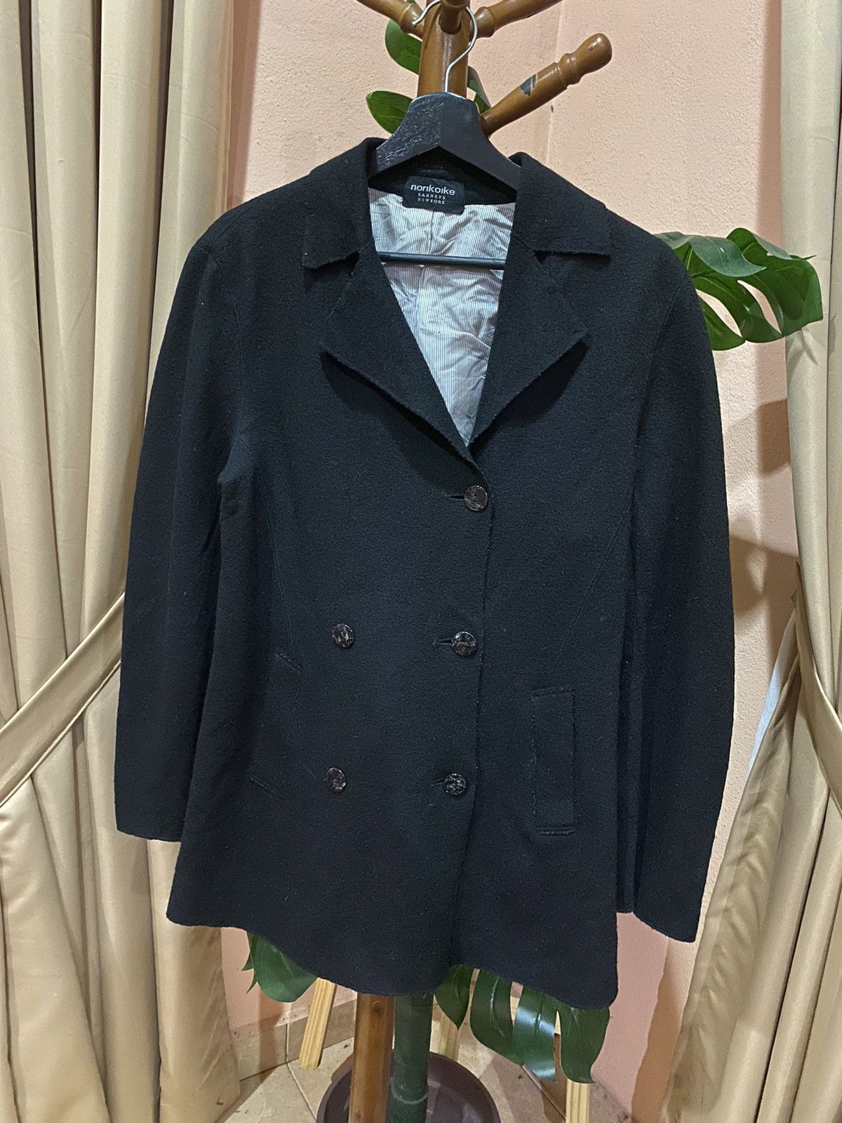 Barneys New York NORIKOIKE BARNEYS NEW YORK COAT Size M / US 6-8 / IT 42-44 - 4 Thumbnail