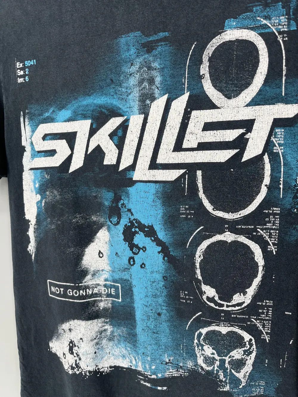 Other Vintage Y2K Skillet Not Gonna Die Shirt Metal Rock Band Tee Size US S / EU 44-46 / 1 - 8 Thumbnail