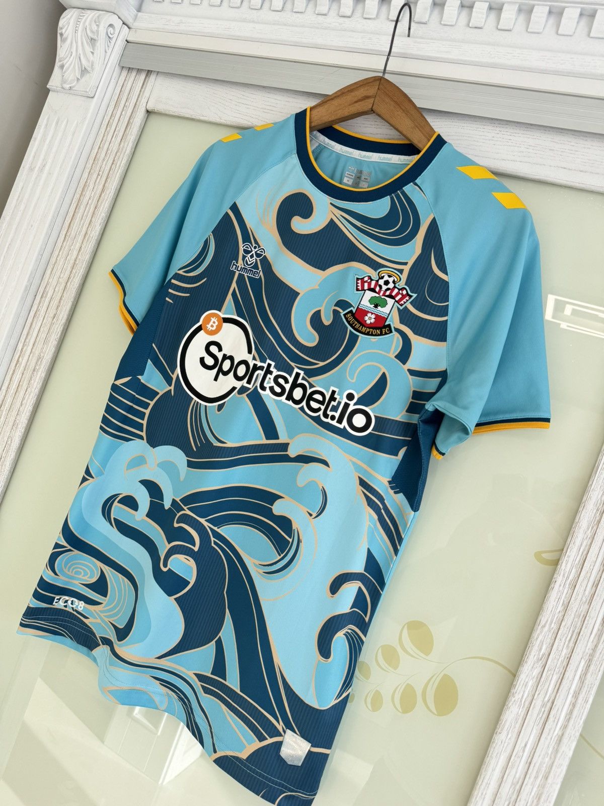 Hummel Southampton 2022-2023 Away Soccer Jersey Football Kit Shirt Size US M / EU 48-50 / 2 - 3 Thumbnail