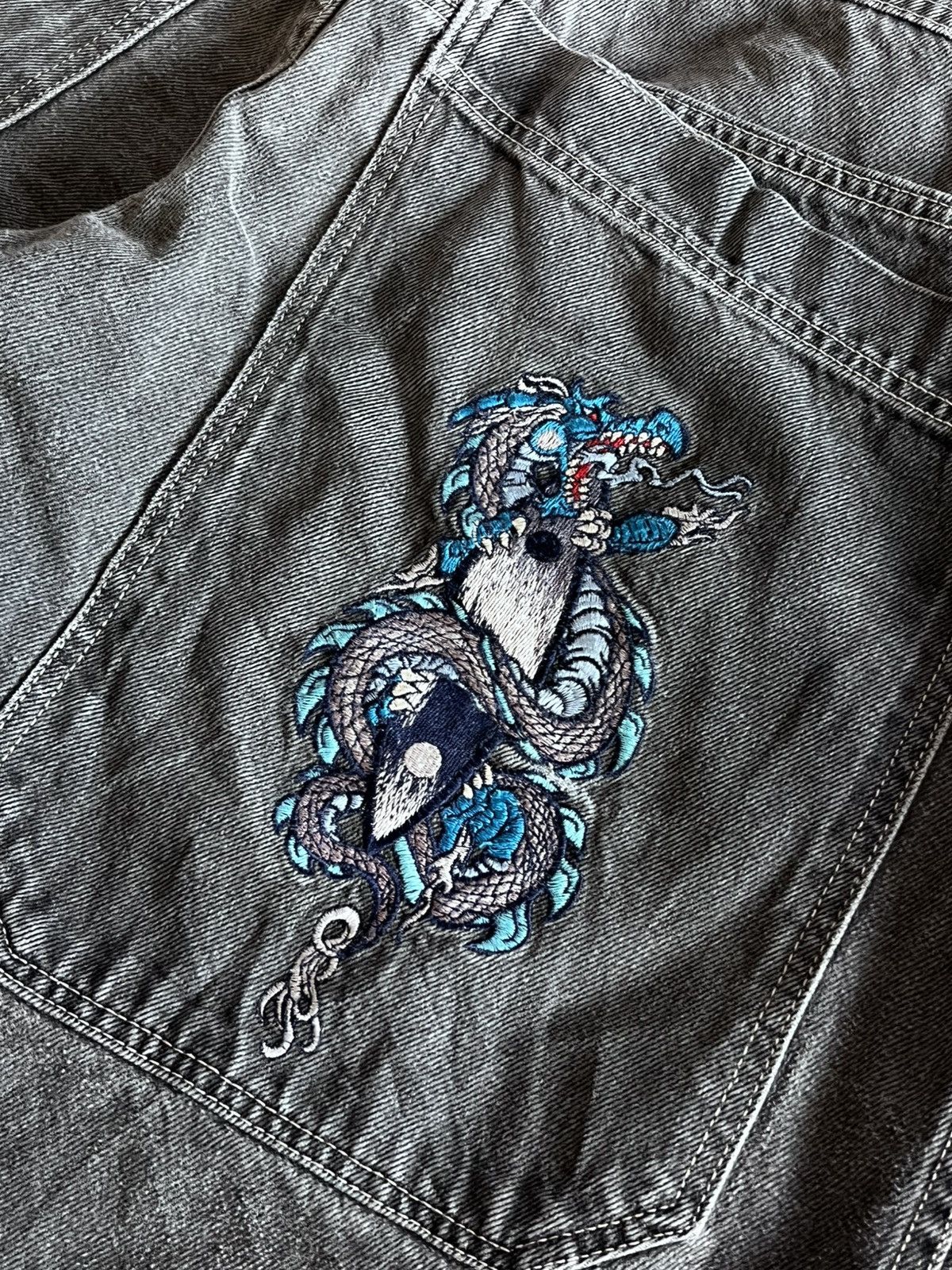JNCO Vintage 90s Grey dragon JNCO baggy short Size US 40 / EU 56 - 2 Thumbnail