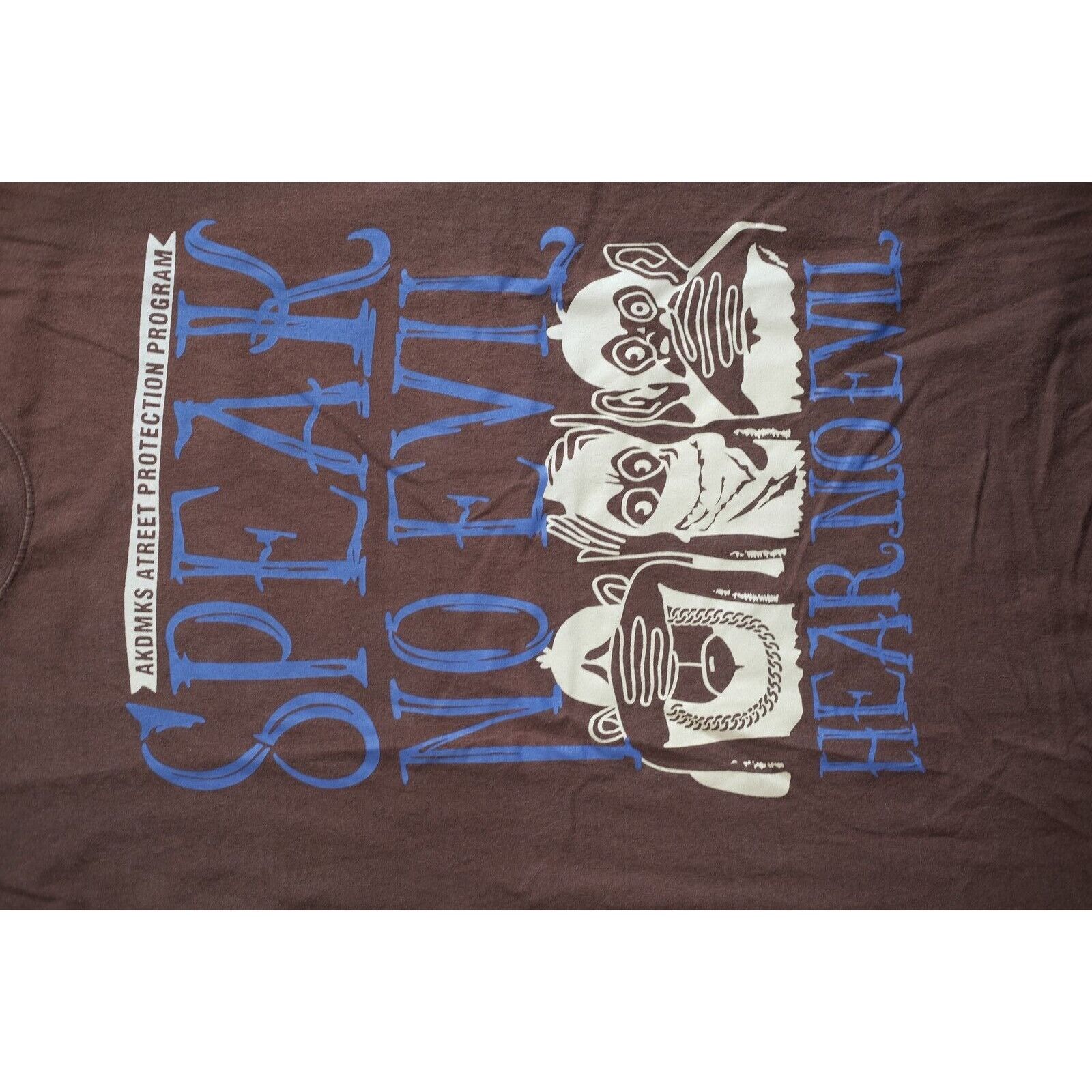 Akademiks Vintage 2000s Akademiks Three Monkeys Graphic Tee Unisex XL Size US XL / EU 56 / 4 - 2 Thumbnail
