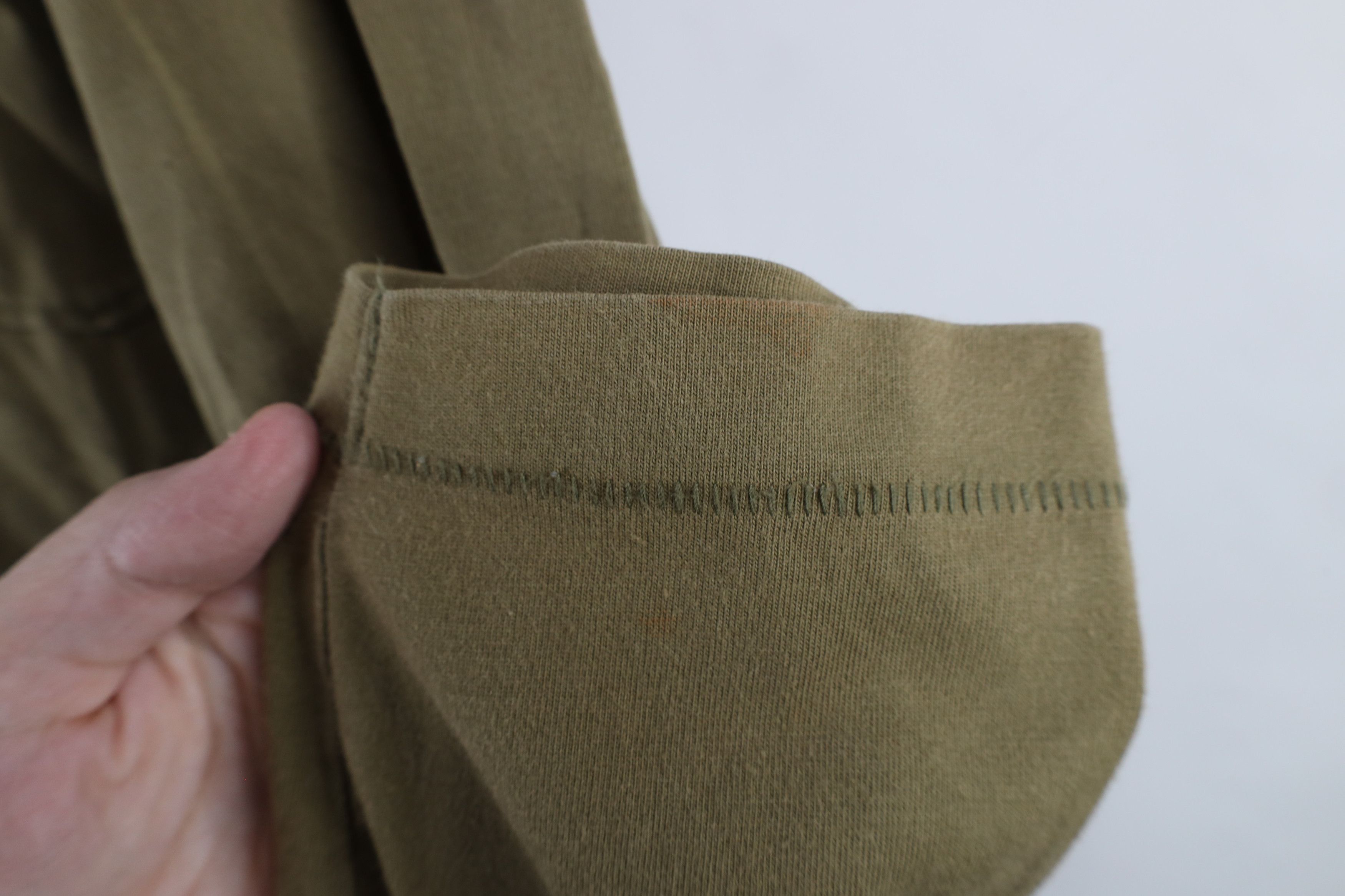 Tommy Bahama × Vintage Tommy Bahama Relax Logo Long Sleeve Pocket T-Shirt Olive Size US XL / EU 56 / 4 - 6 Thumbnail