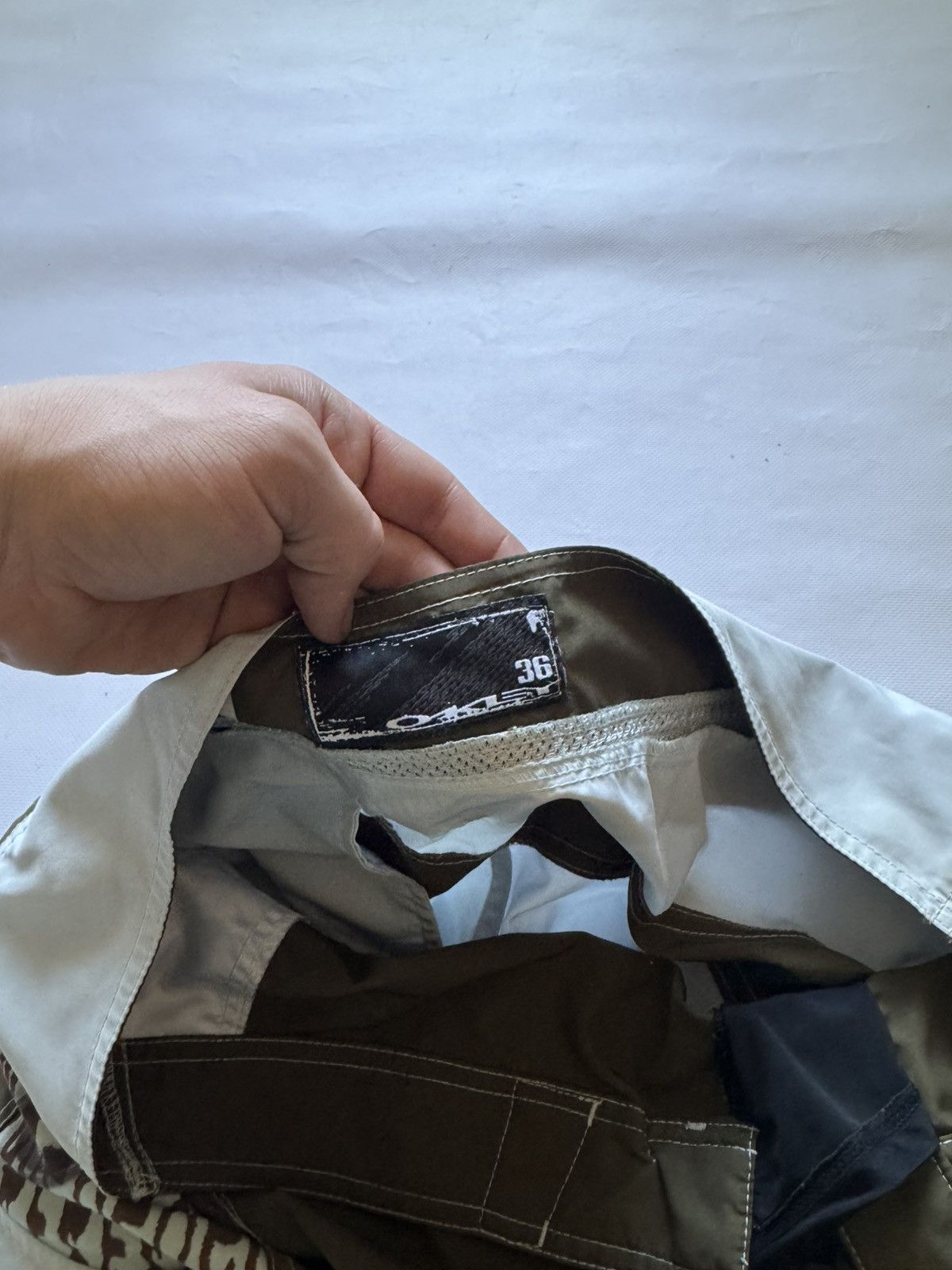 Oakley Title: Vintage Y2K Oakley Technical Panel Surf Shorts 00ss Size US 36 / EU 52 - 6 Thumbnail