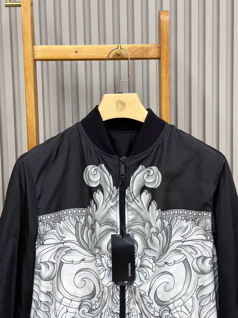 Versace Versace A casual jacket jacket can be worn on both sides Size US S / EU 44-46 / 1 - 7 Thumbnail