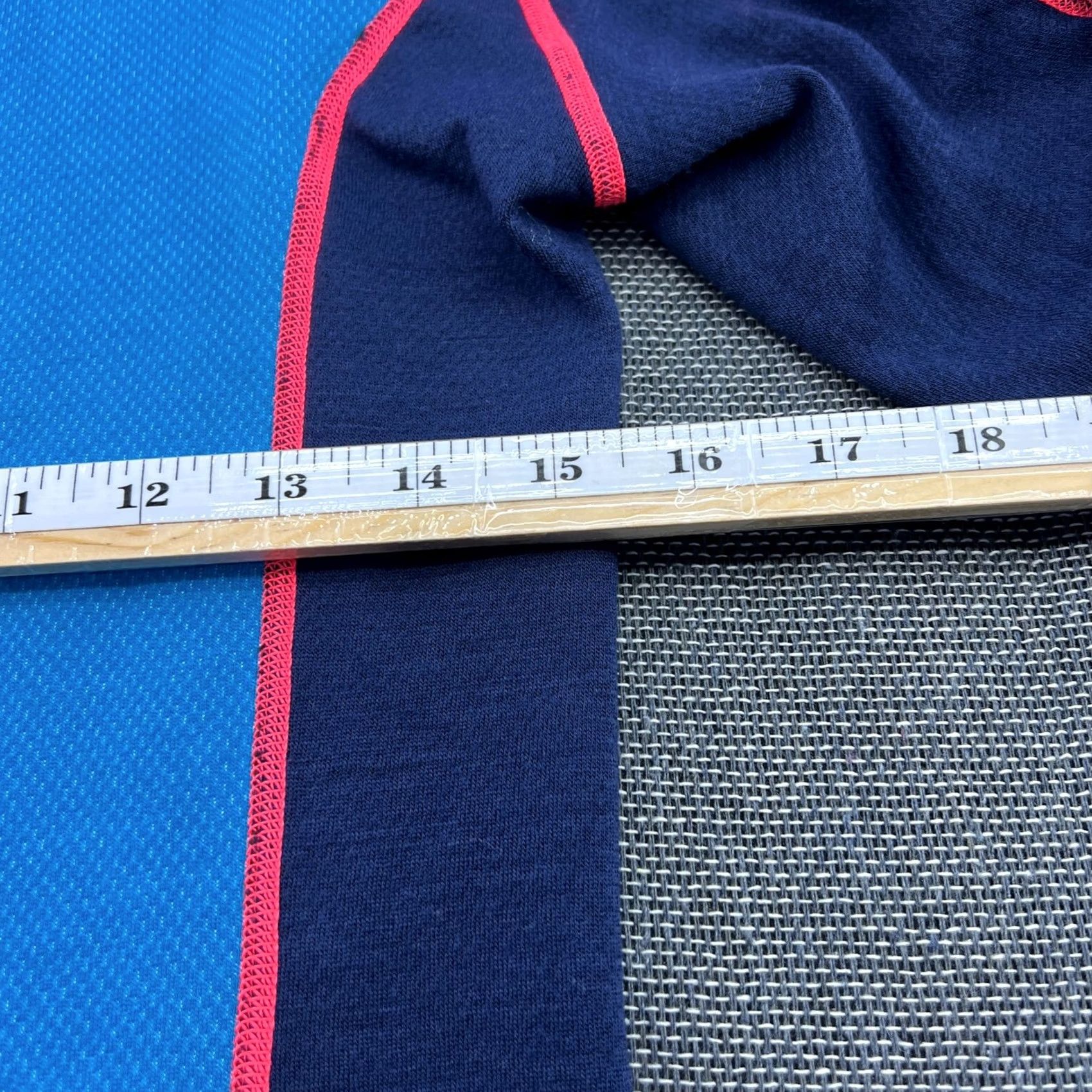 Helly Hansen Helly Hansen Base Layer Shirt Womens XL Wool Blend Outdoor Ski Hiking Thermal Shirt Size XL / US 12-14 / IT 48-50 - 3 Thumbnail