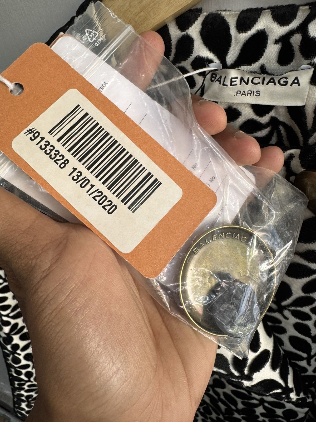 Balenciaga BALENCIAGA VELVET PATTERN COAT 🔥ULTRA RARE🔥 Size M / US 6-8 / IT 42-44 - 11 Thumbnail