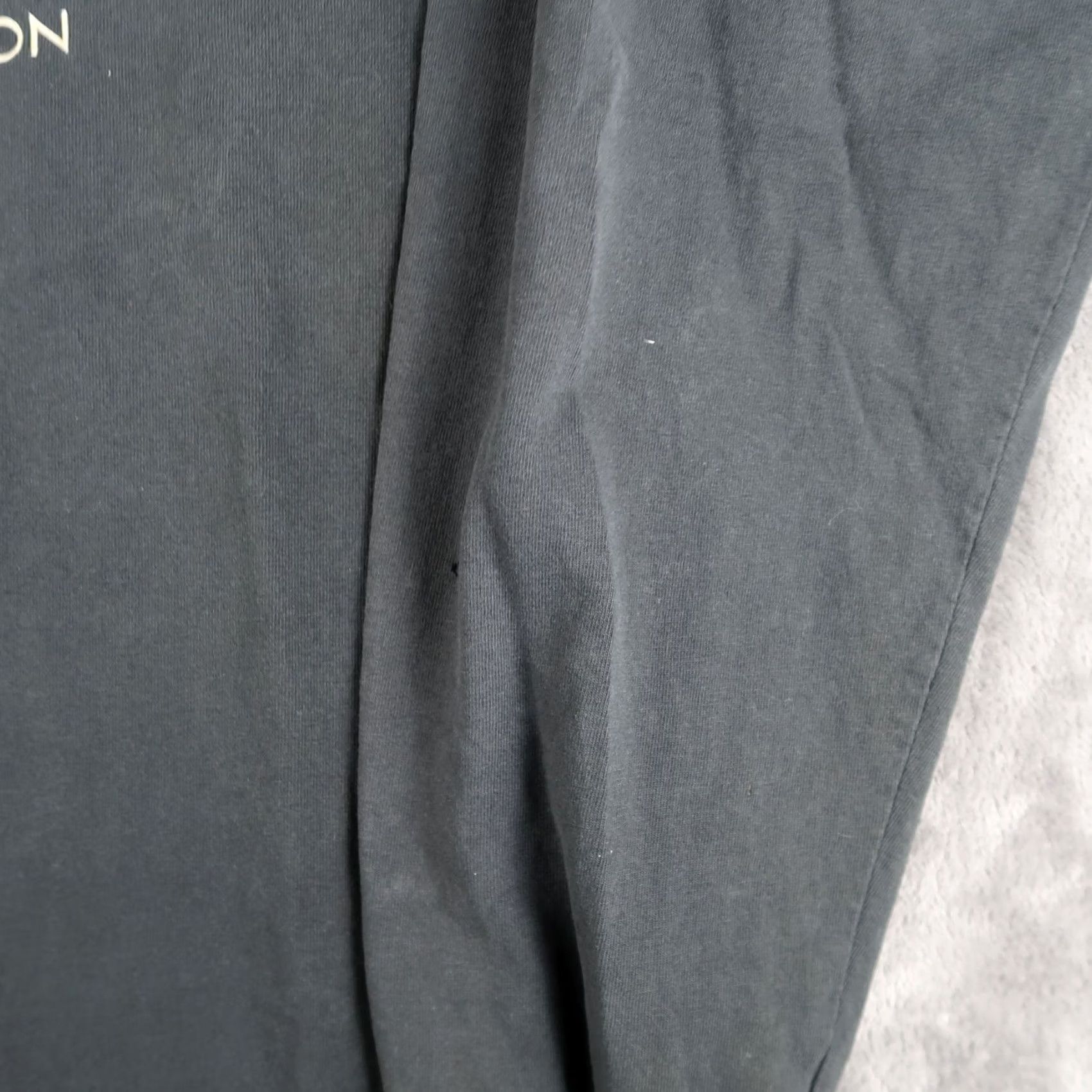 PONY VINTAGE Pony T-Shirt Mens Large Black 90s Graphic Print Crew Neck Long Sleeve Cotton USA Shirt Size US M / EU 48-50 / 2 - 6 Thumbnail