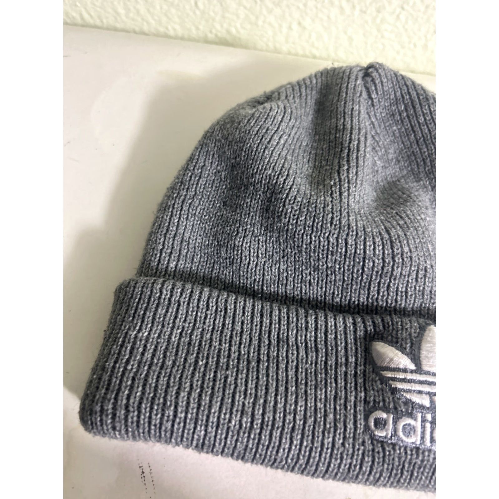 Adidas Adidas Beanie 100% Acrylic Gray Trefoil Knit One Size Men Size ONE SIZE - 4 Thumbnail